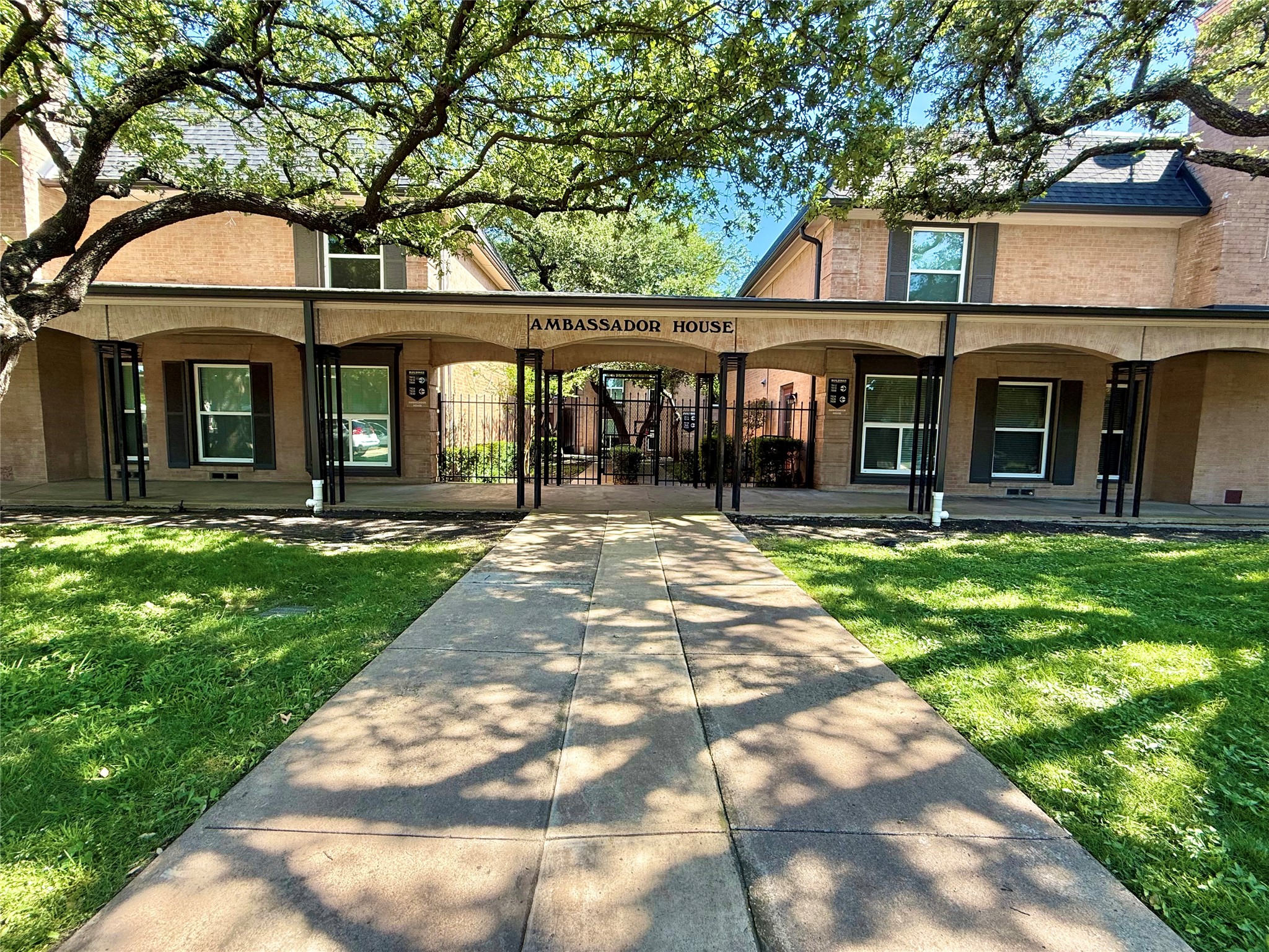 7830 Meadow Park Drive Dallas TX 75230