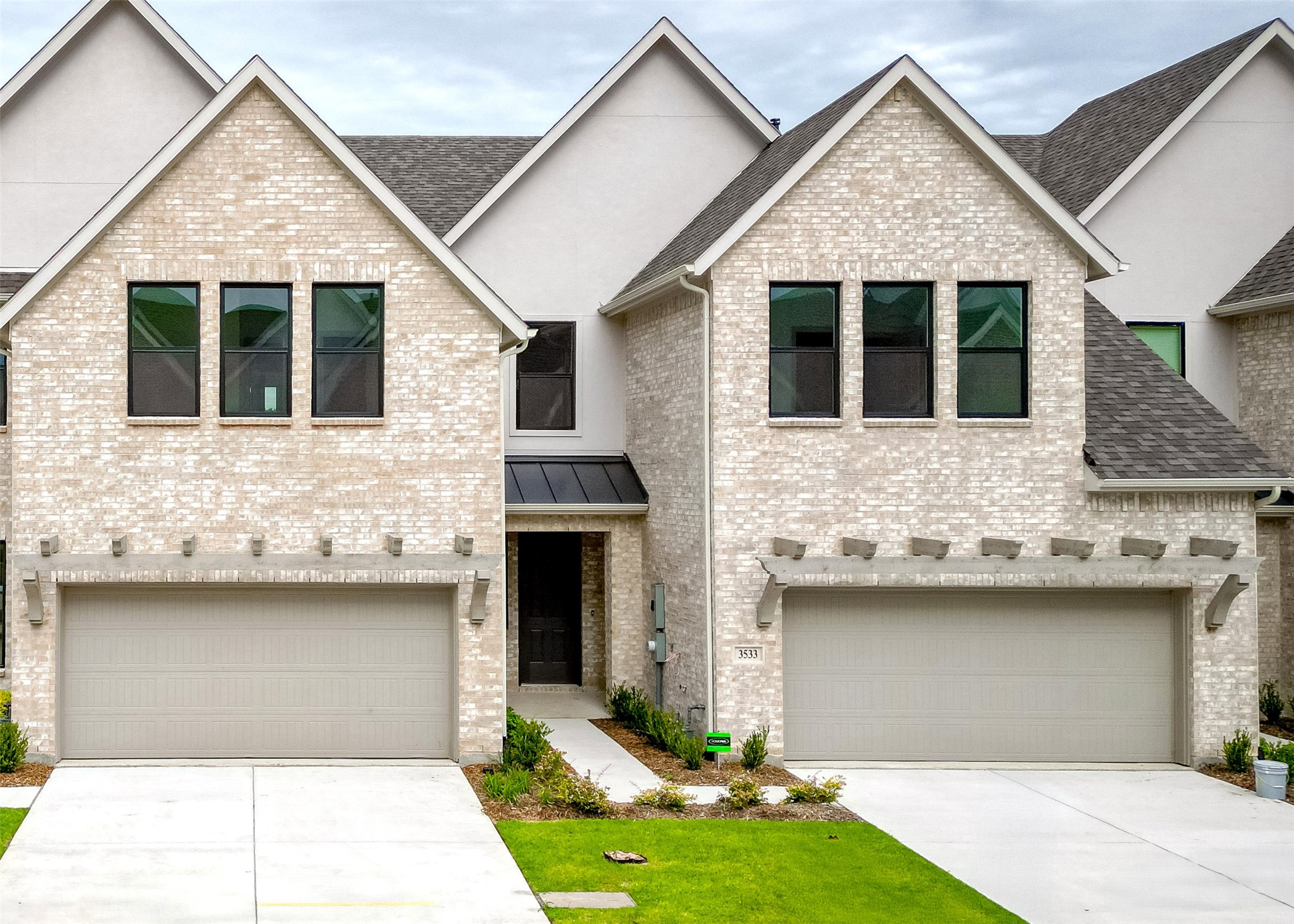 3533 Pierce Lane Grand Prairie TX 75052
