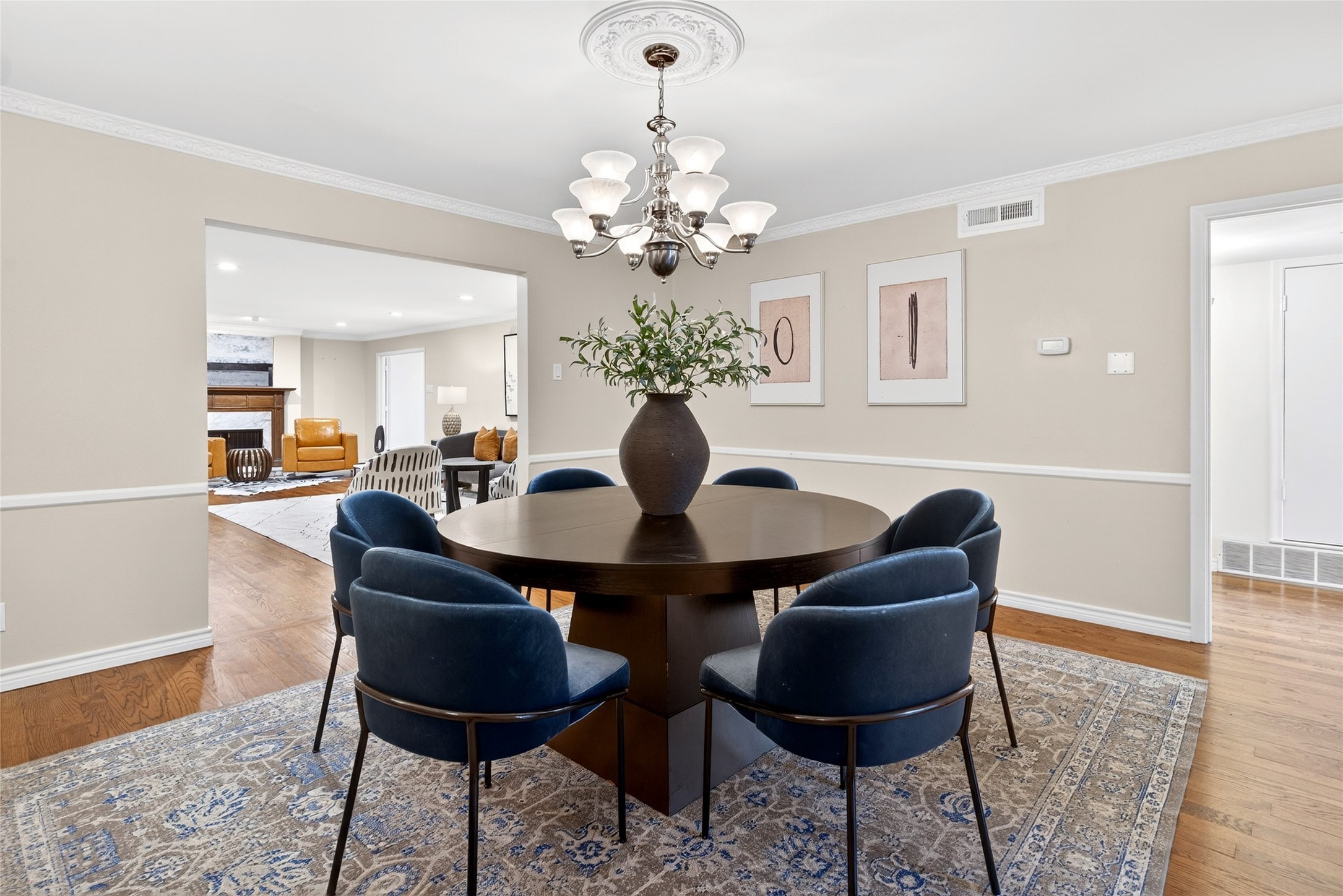 6234 Bandera Street Dallas TX 75225