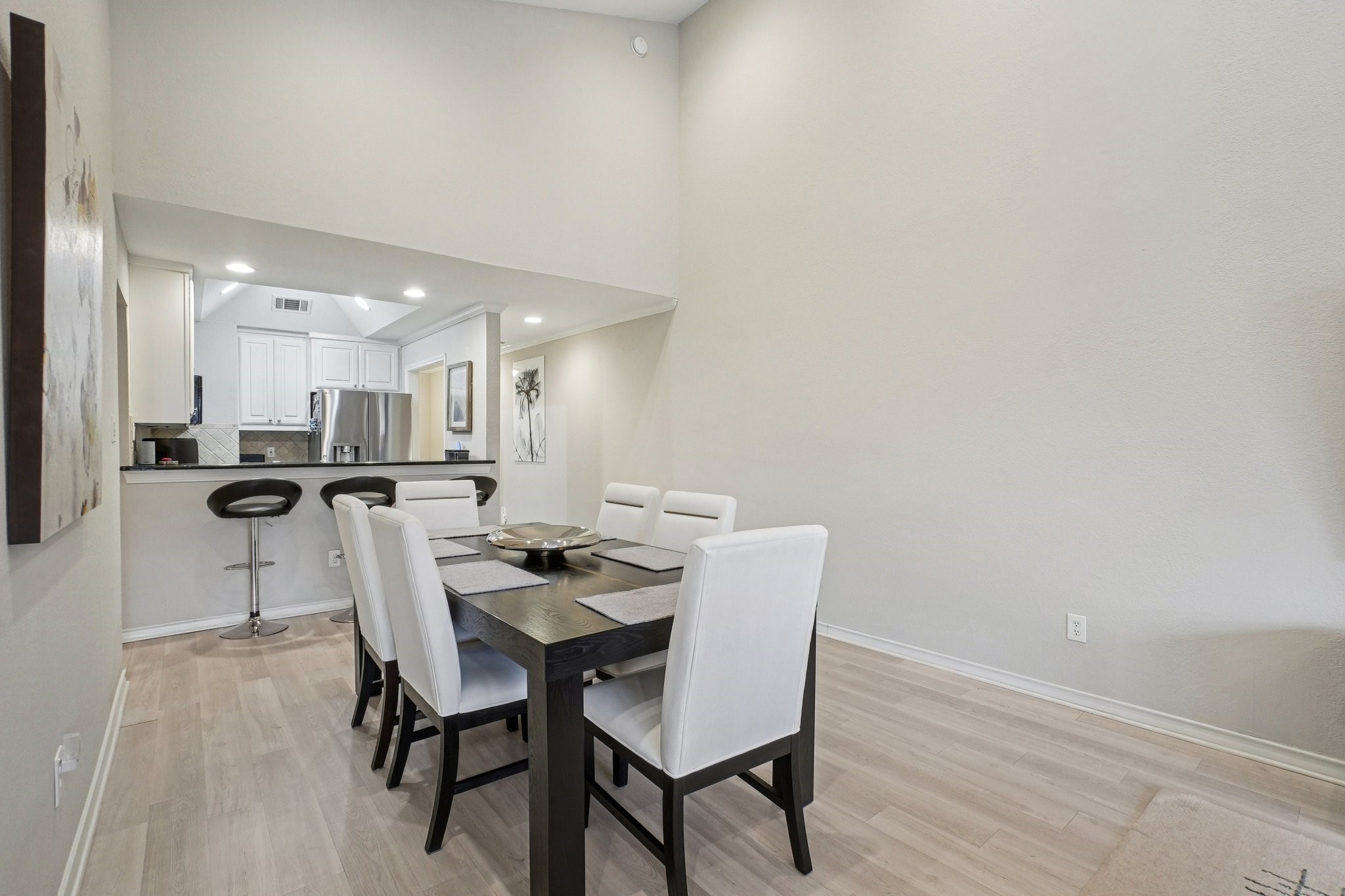9437 Timberleaf Drive Dallas TX 75243
