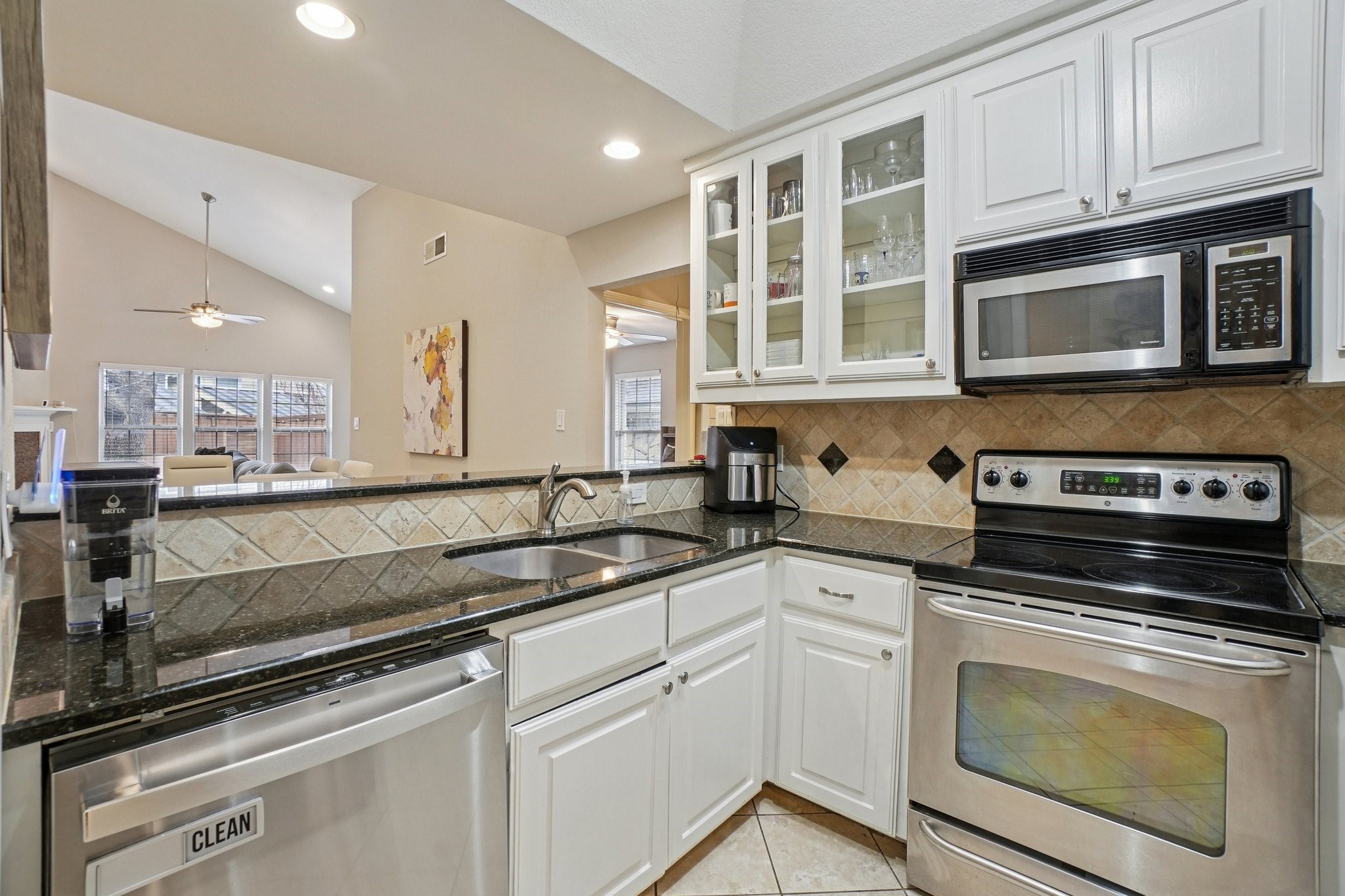 9437 Timberleaf Drive Dallas TX 75243
