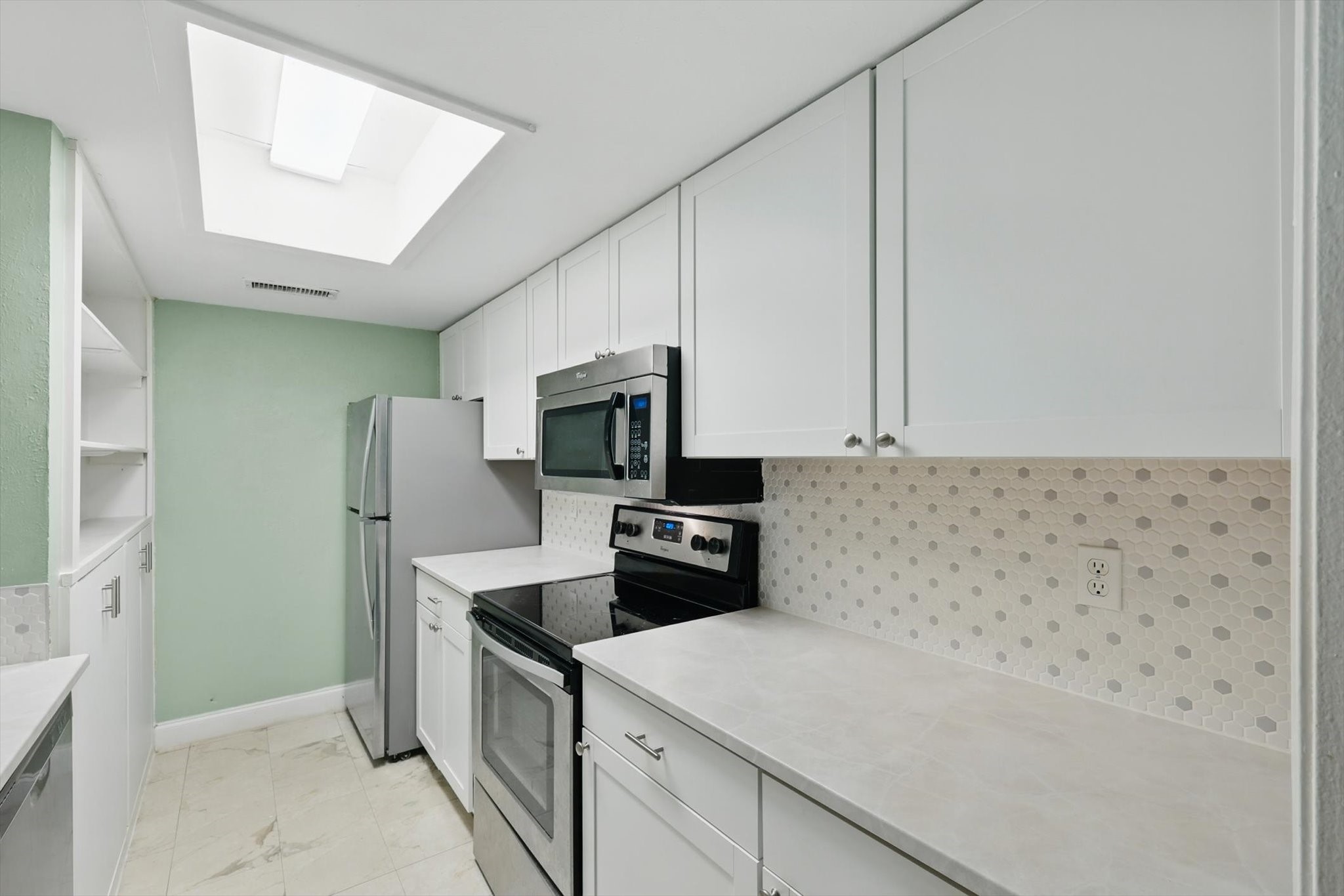12824 Midway Road Dallas TX 75244