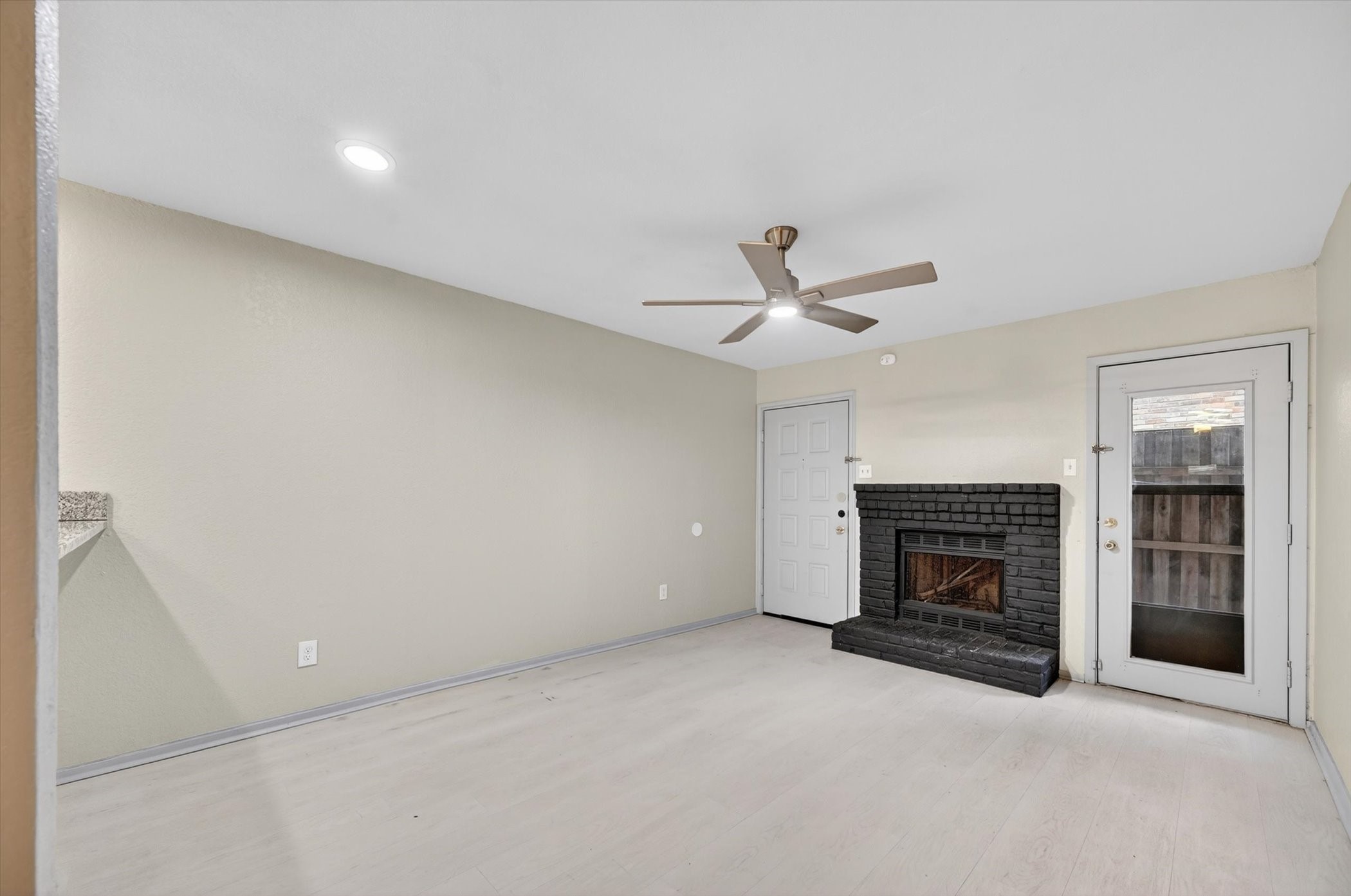 1810 N Garrett Avenue Dallas TX 75206