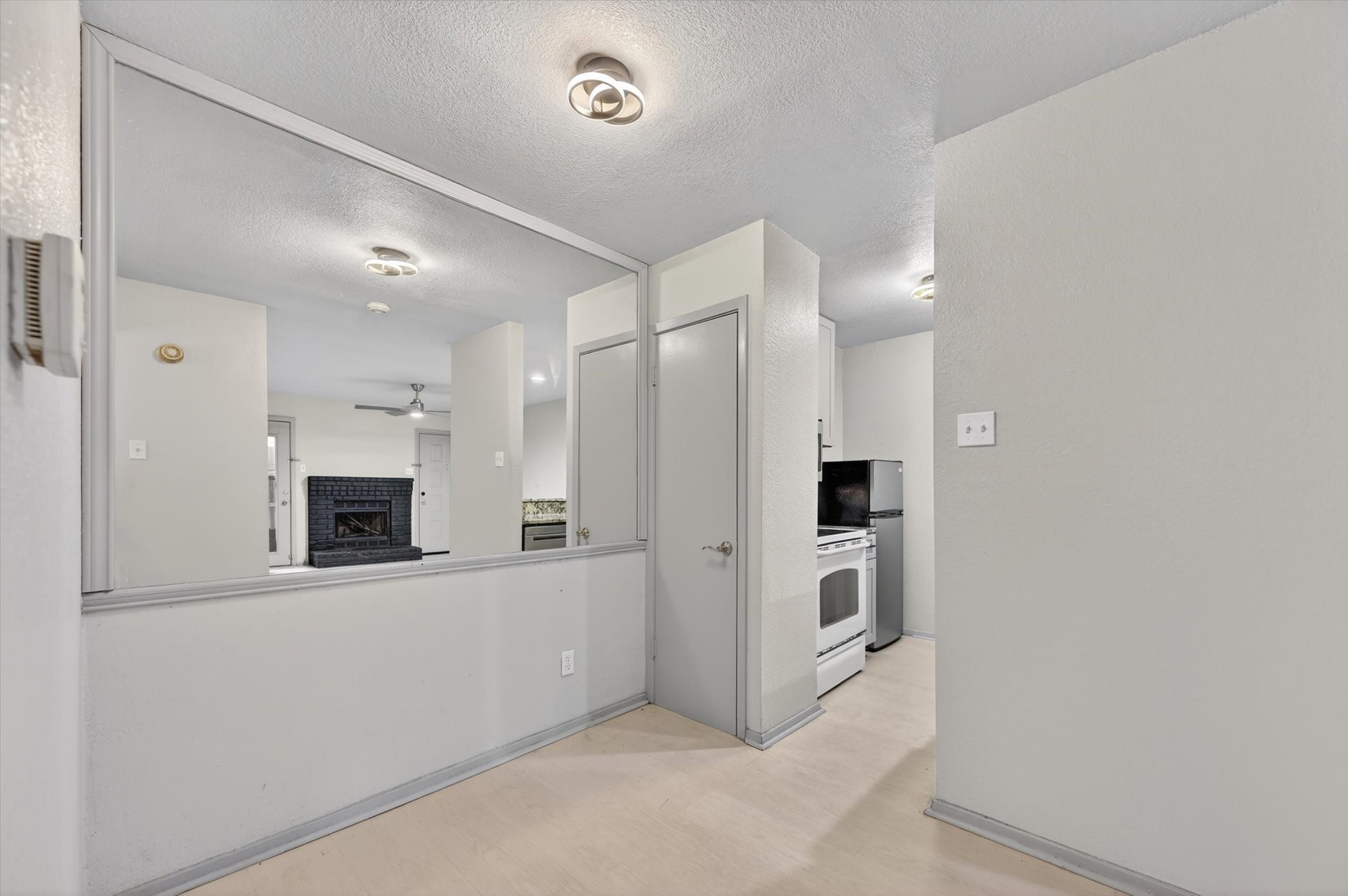 1810 N Garrett Avenue Dallas TX 75206