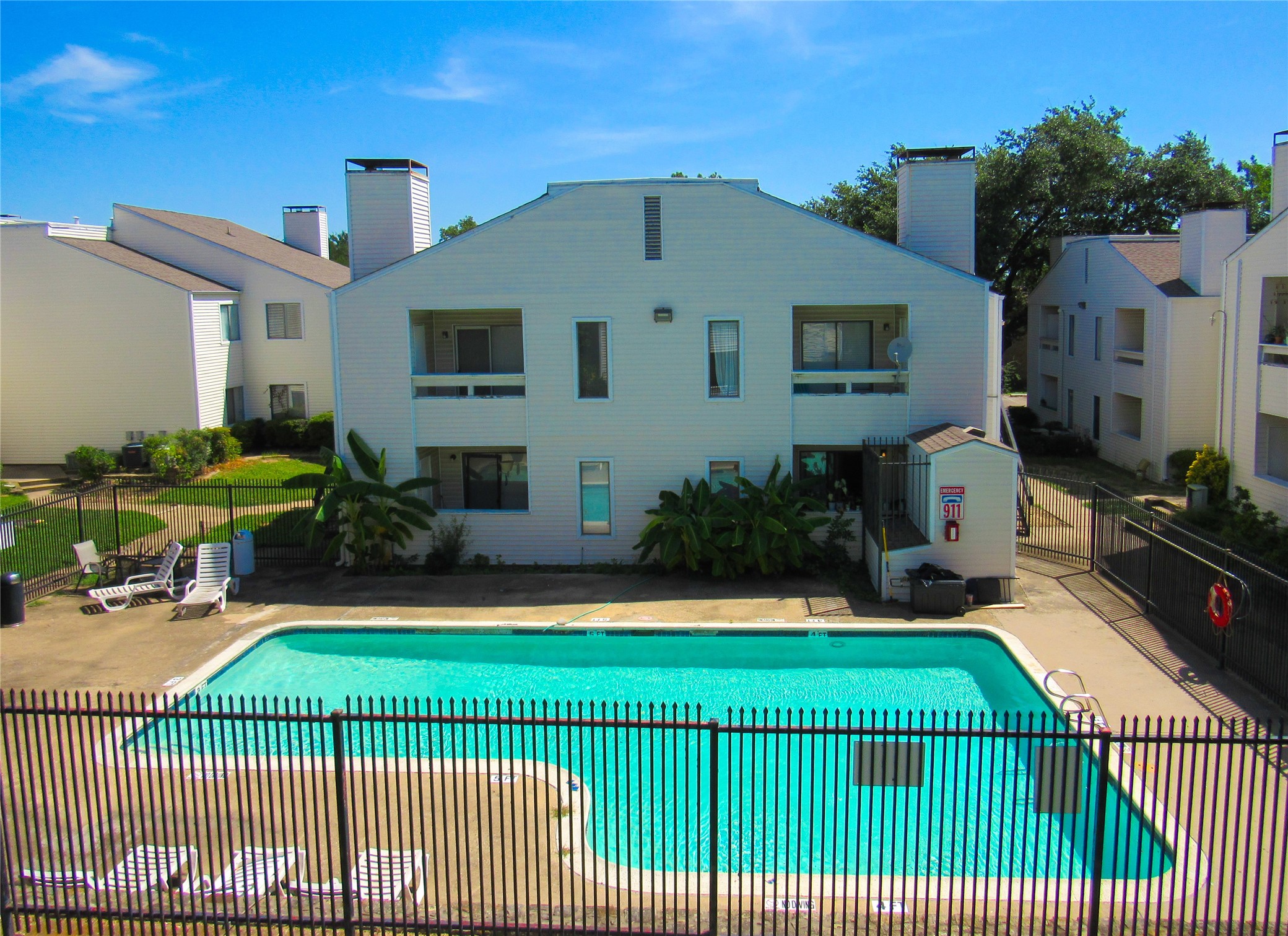 7431 Holly Hill Drive Dallas TX 75231