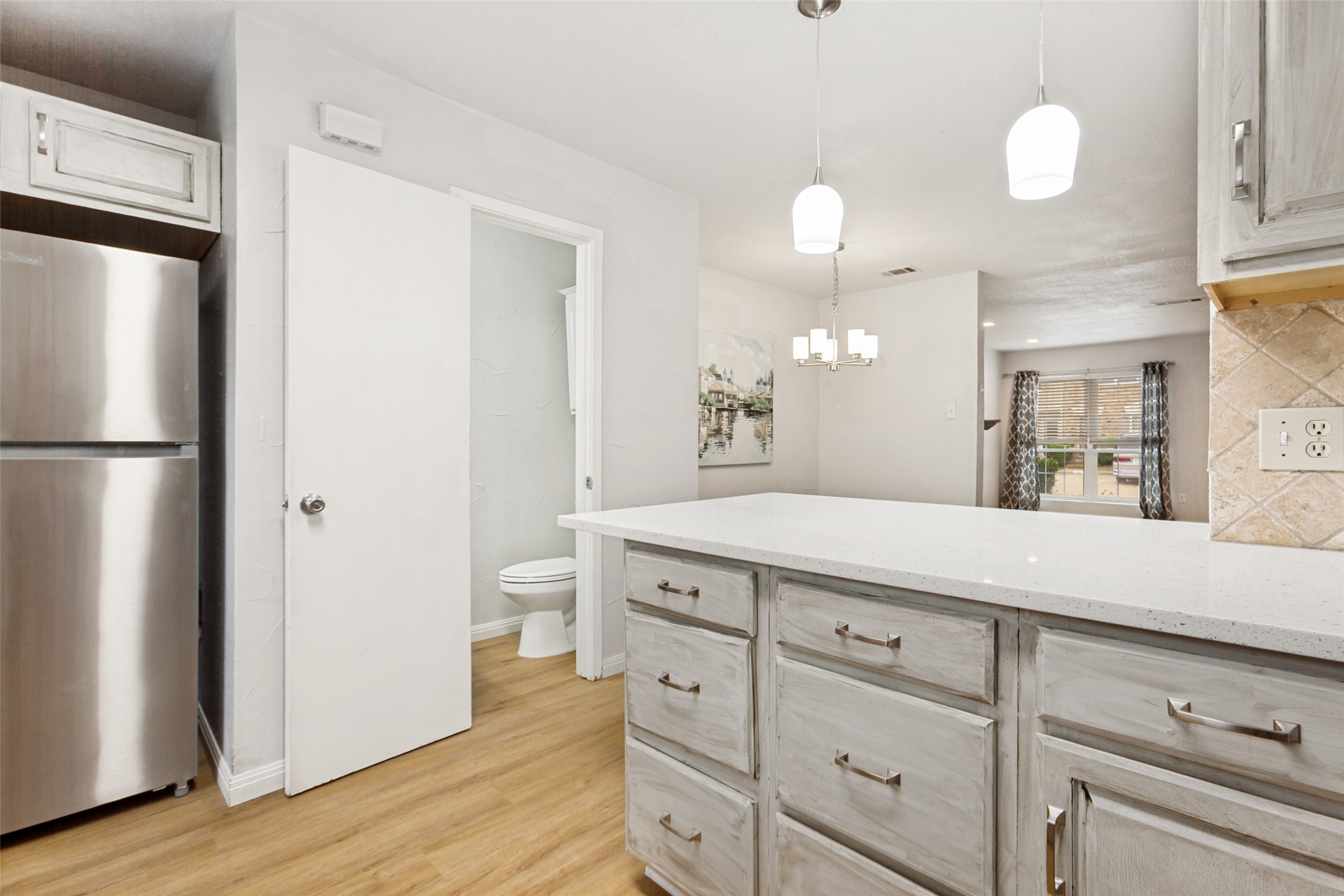 617 Carriagehouse Lane Garland TX 75040