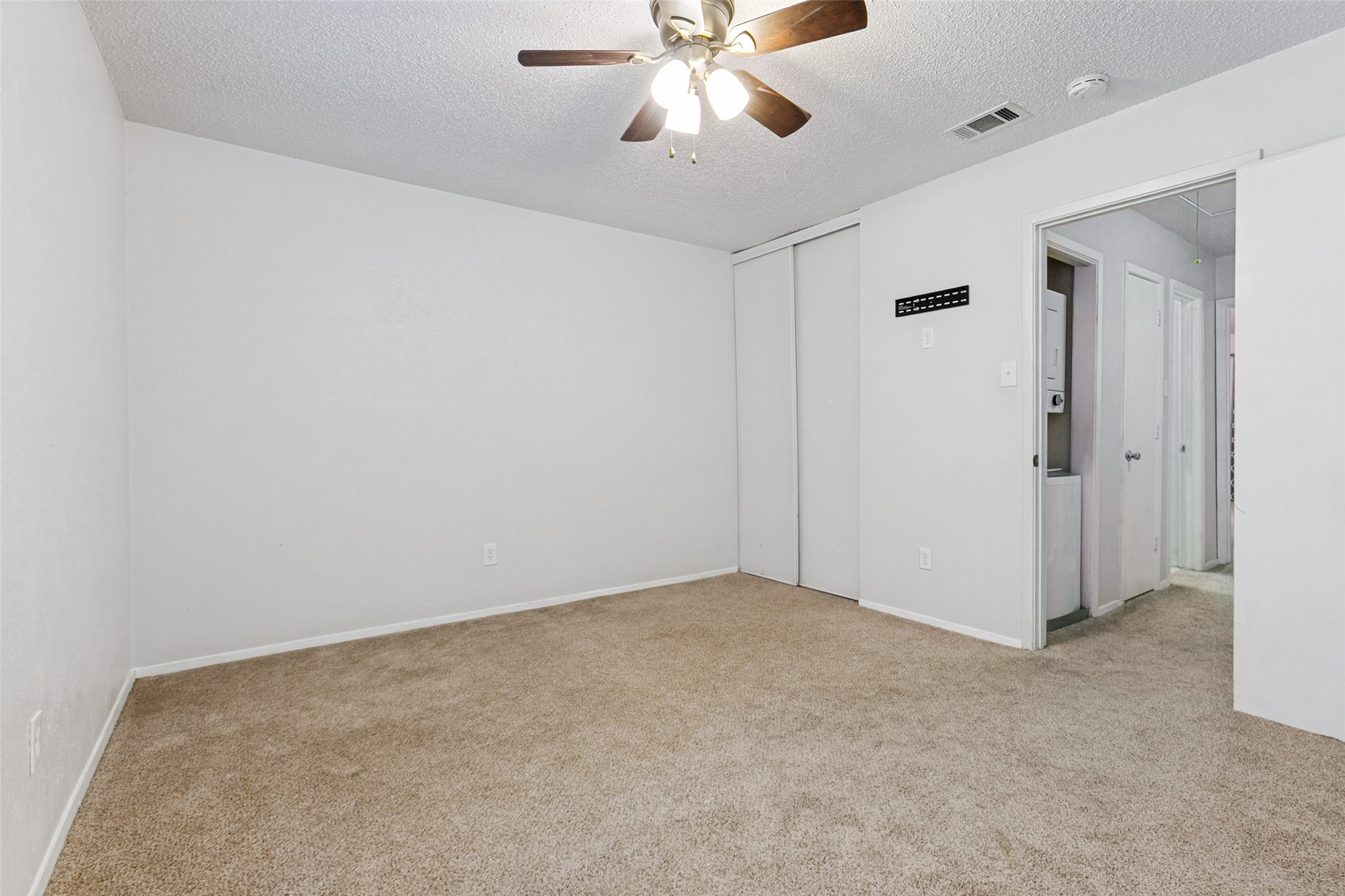 617 Carriagehouse Lane Garland TX 75040