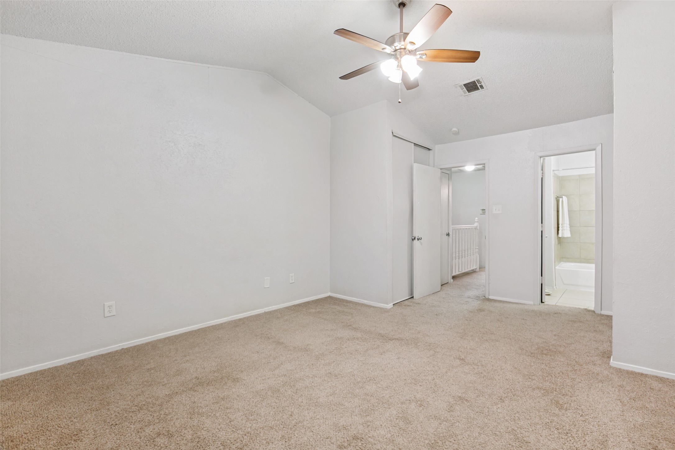 617 Carriagehouse Lane Garland TX 75040
