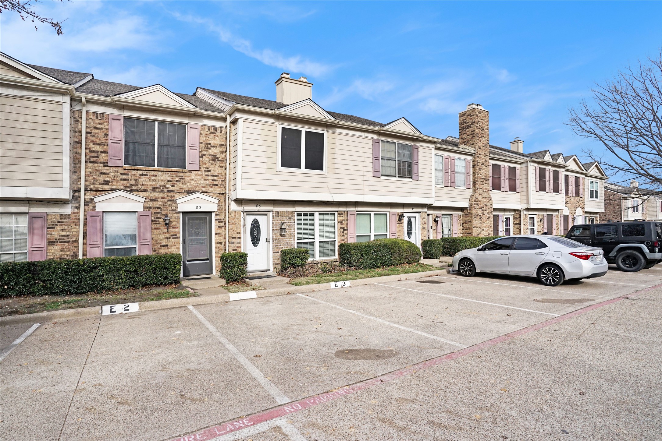 617 Carriagehouse Lane Garland TX 75040