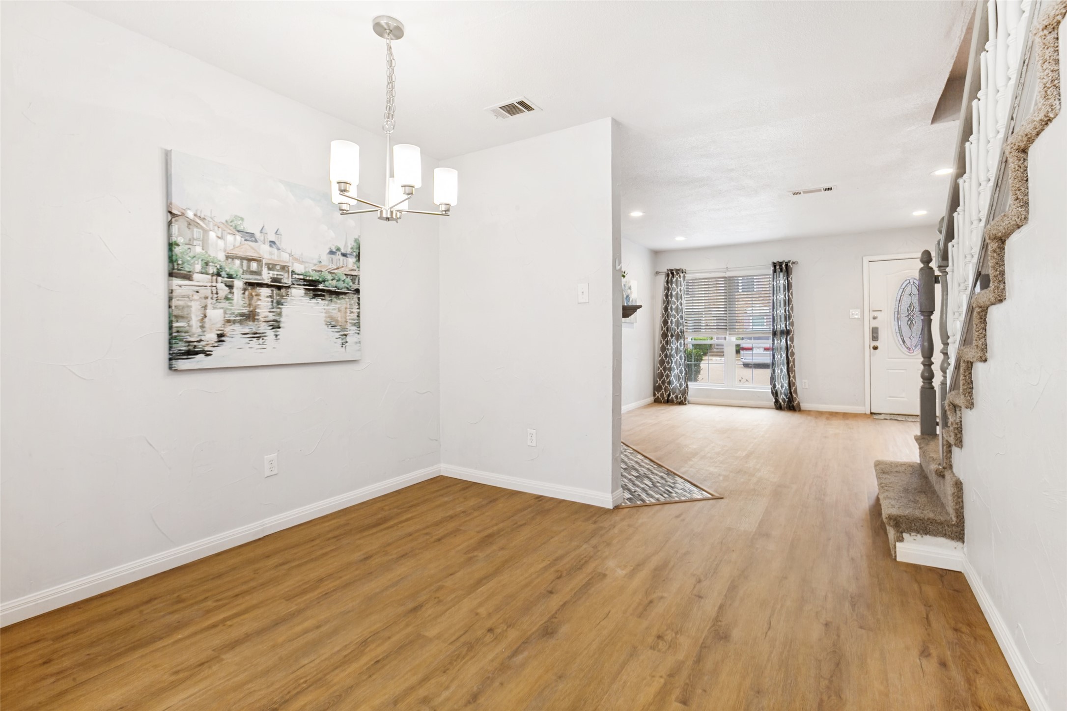 617 Carriagehouse Lane Garland TX 75040