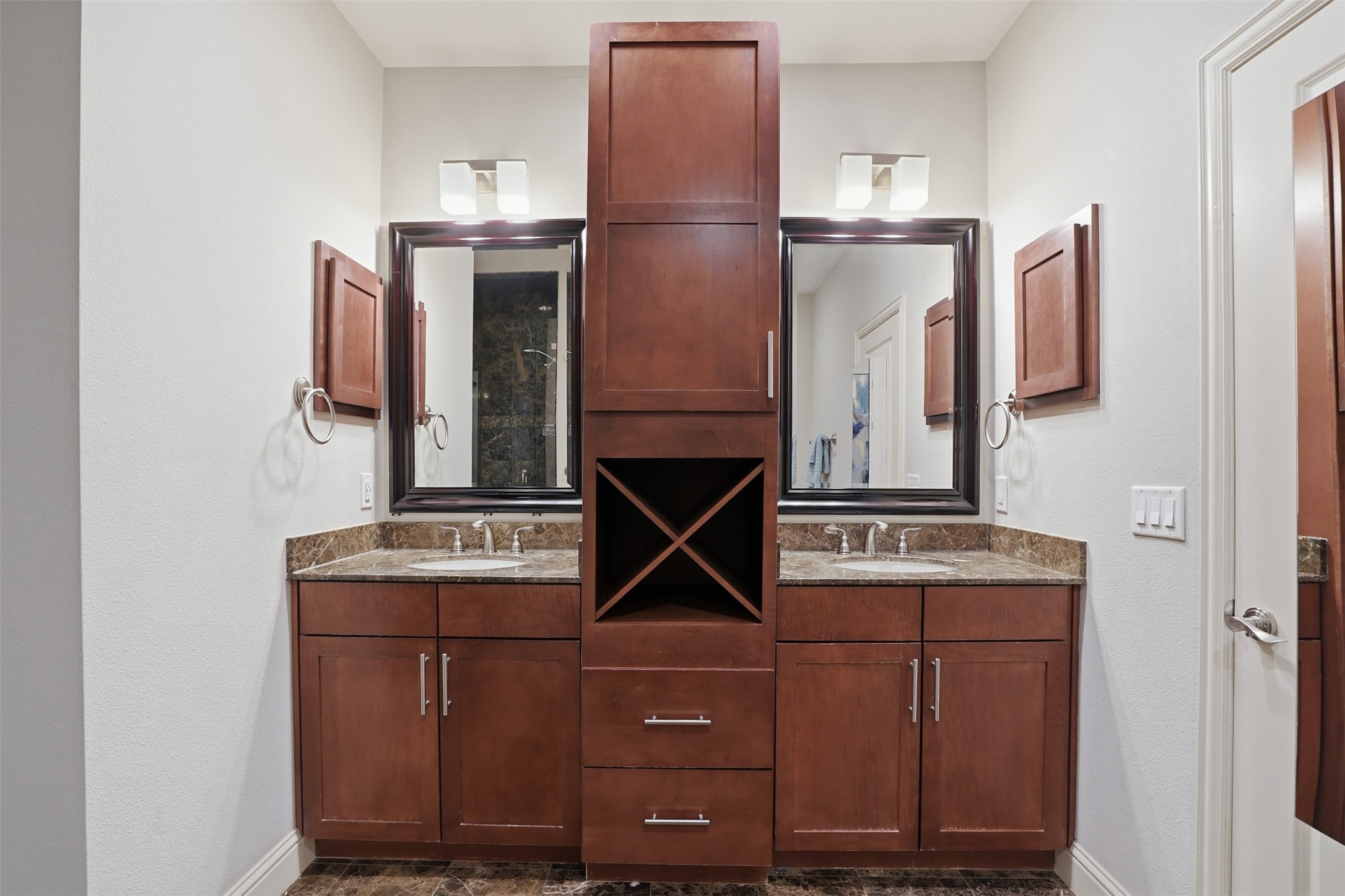 644 E Bluff Street Fort Worth TX 76102