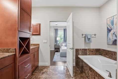 644 E Bluff Street Fort Worth TX 76102