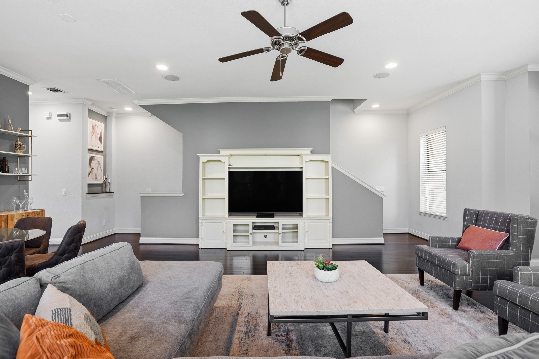 644 E Bluff Street Fort Worth TX 76102