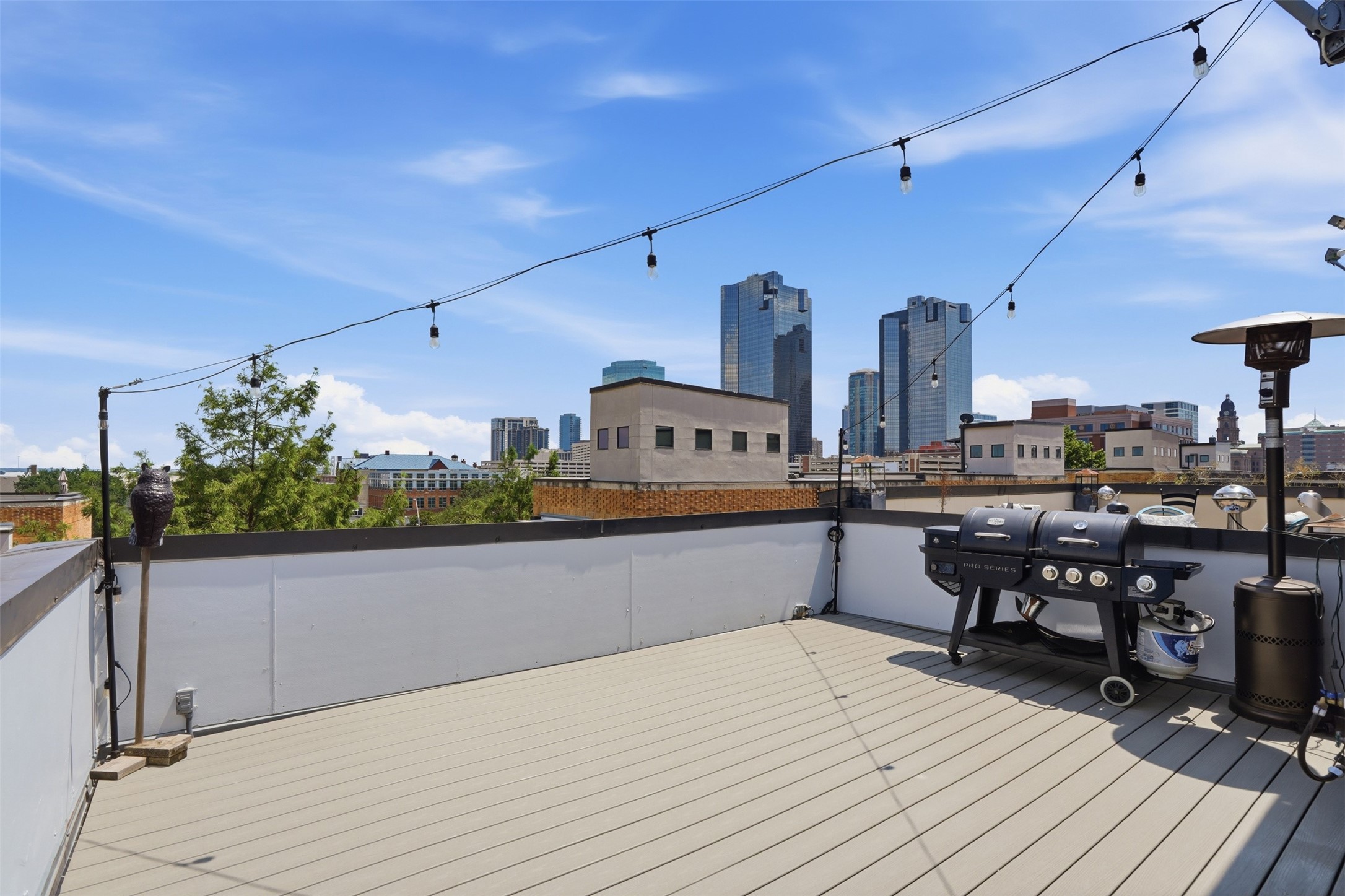 644 E Bluff Street Fort Worth TX 76102