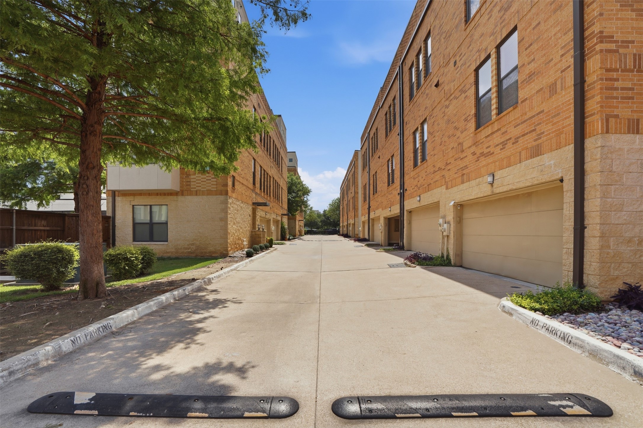 644 E Bluff Street Fort Worth TX 76102