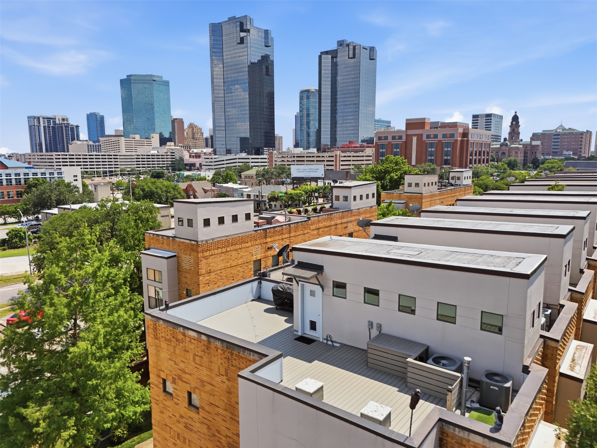 644 E Bluff Street Fort Worth TX 76102