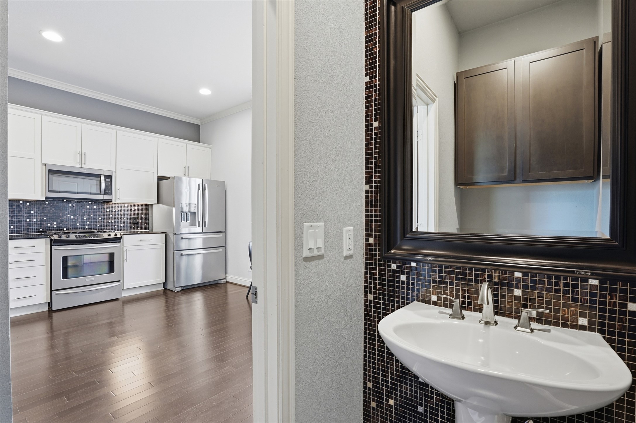 644 E Bluff Street Fort Worth TX 76102
