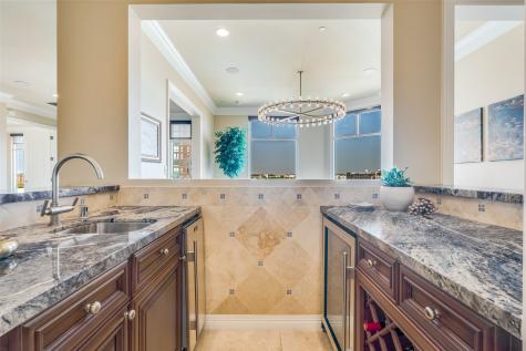 2828 Hood Street Dallas TX 75219
