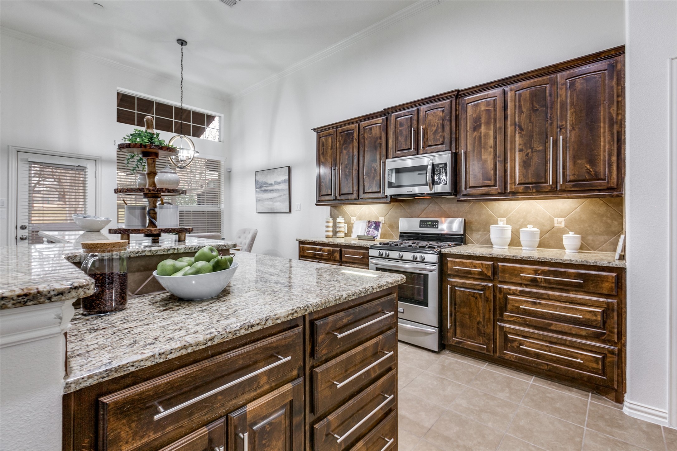 1907 Osprey Lane Garland TX 75044