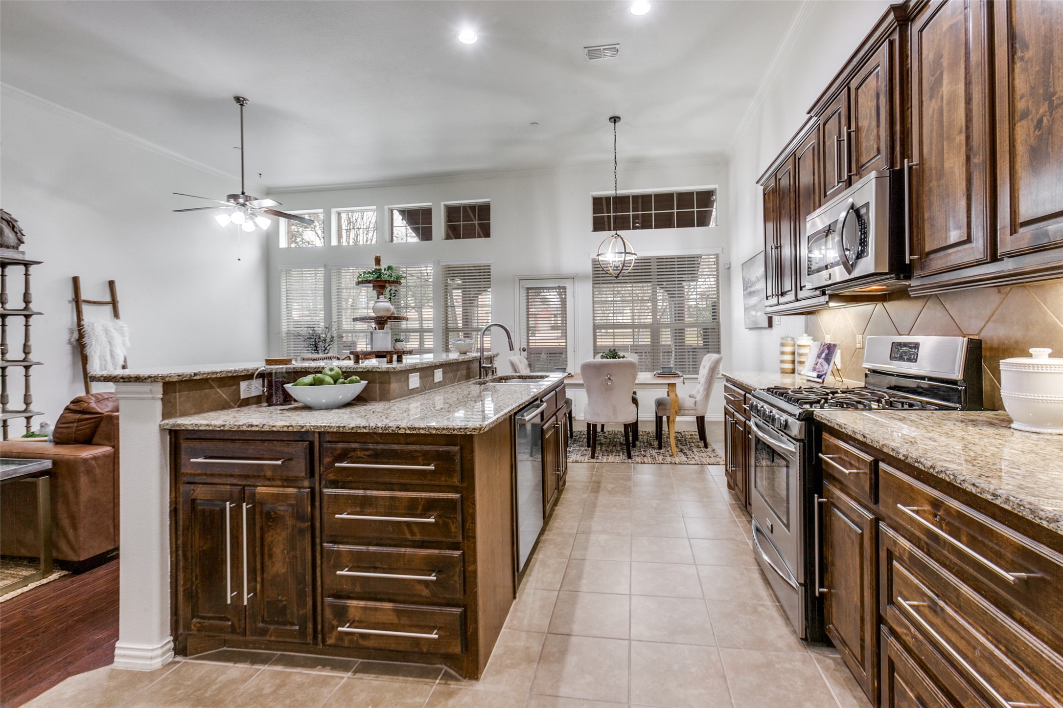 1907 Osprey Lane Garland TX 75044