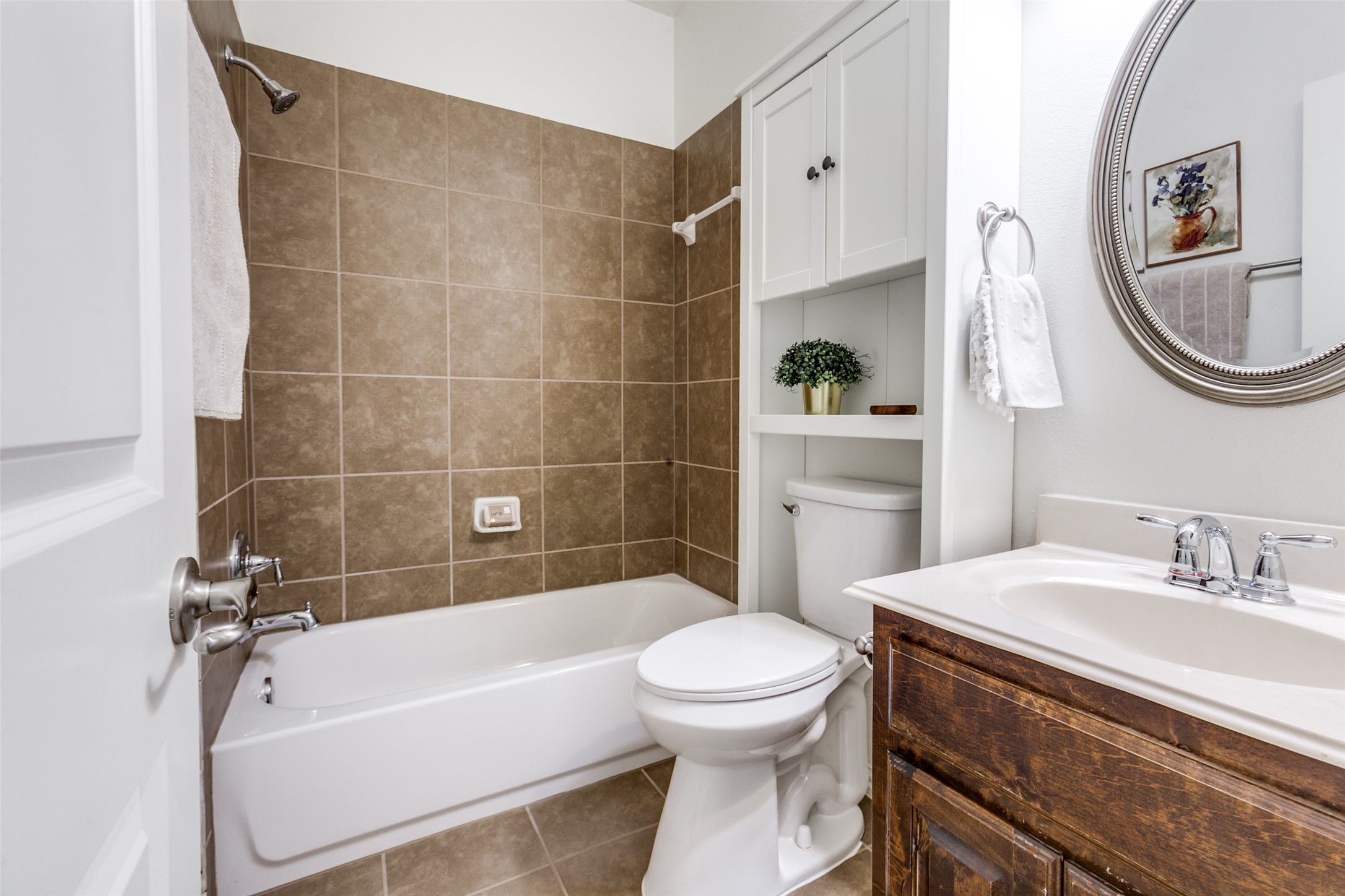 1907 Osprey Lane Garland TX 75044