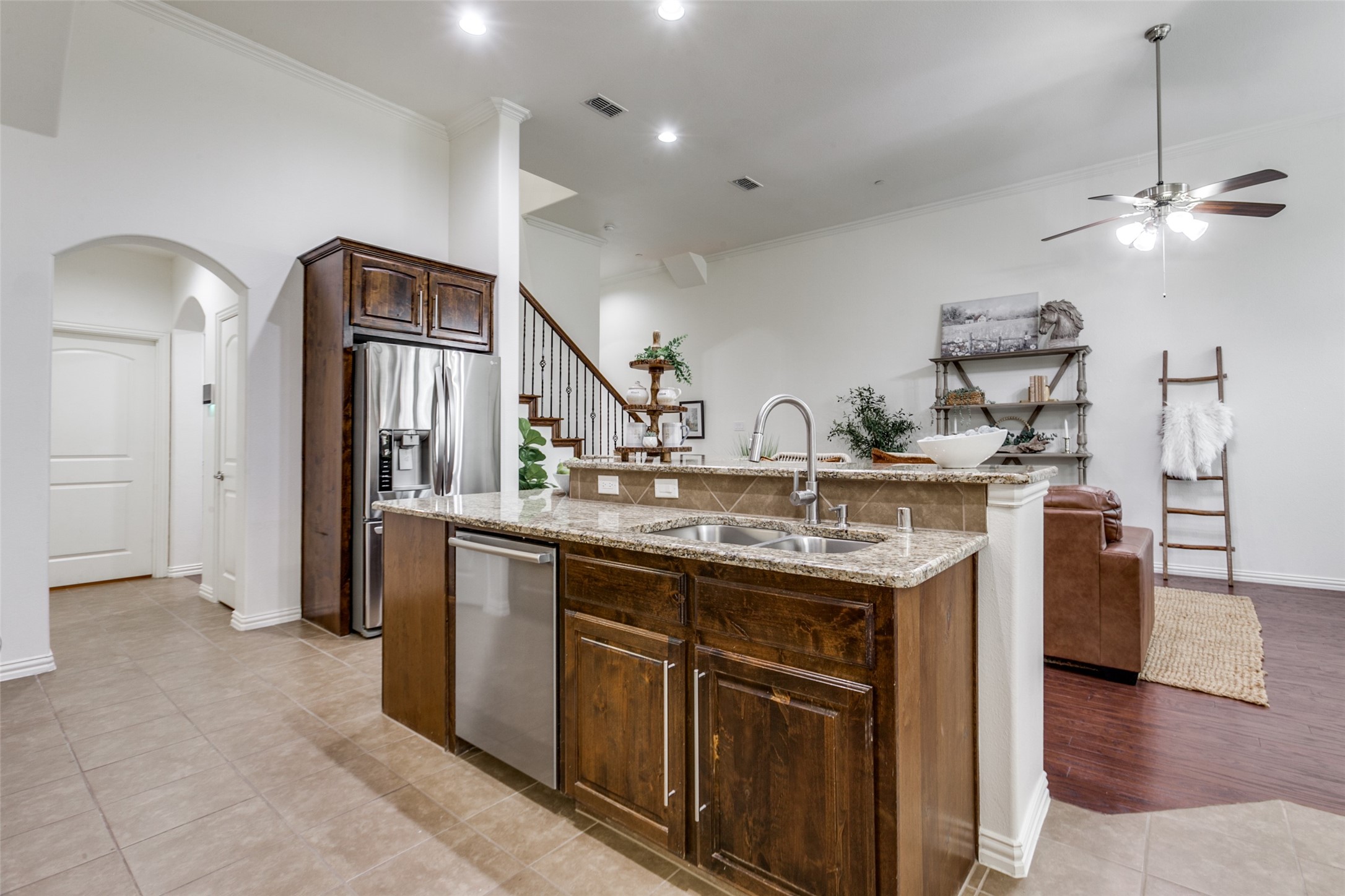 1907 Osprey Lane Garland TX 75044
