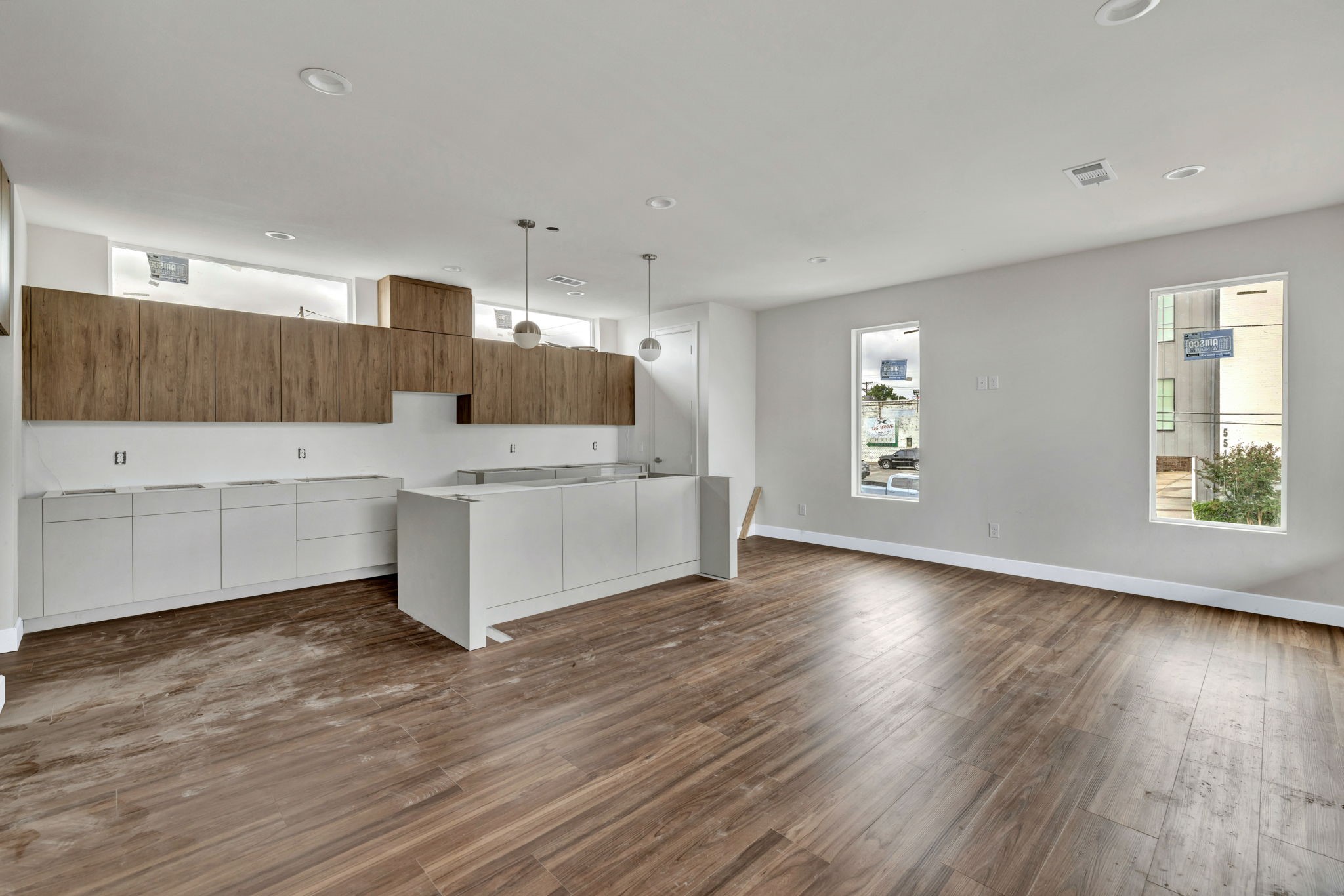 1319 Madrigal Parkway Dallas TX 75206