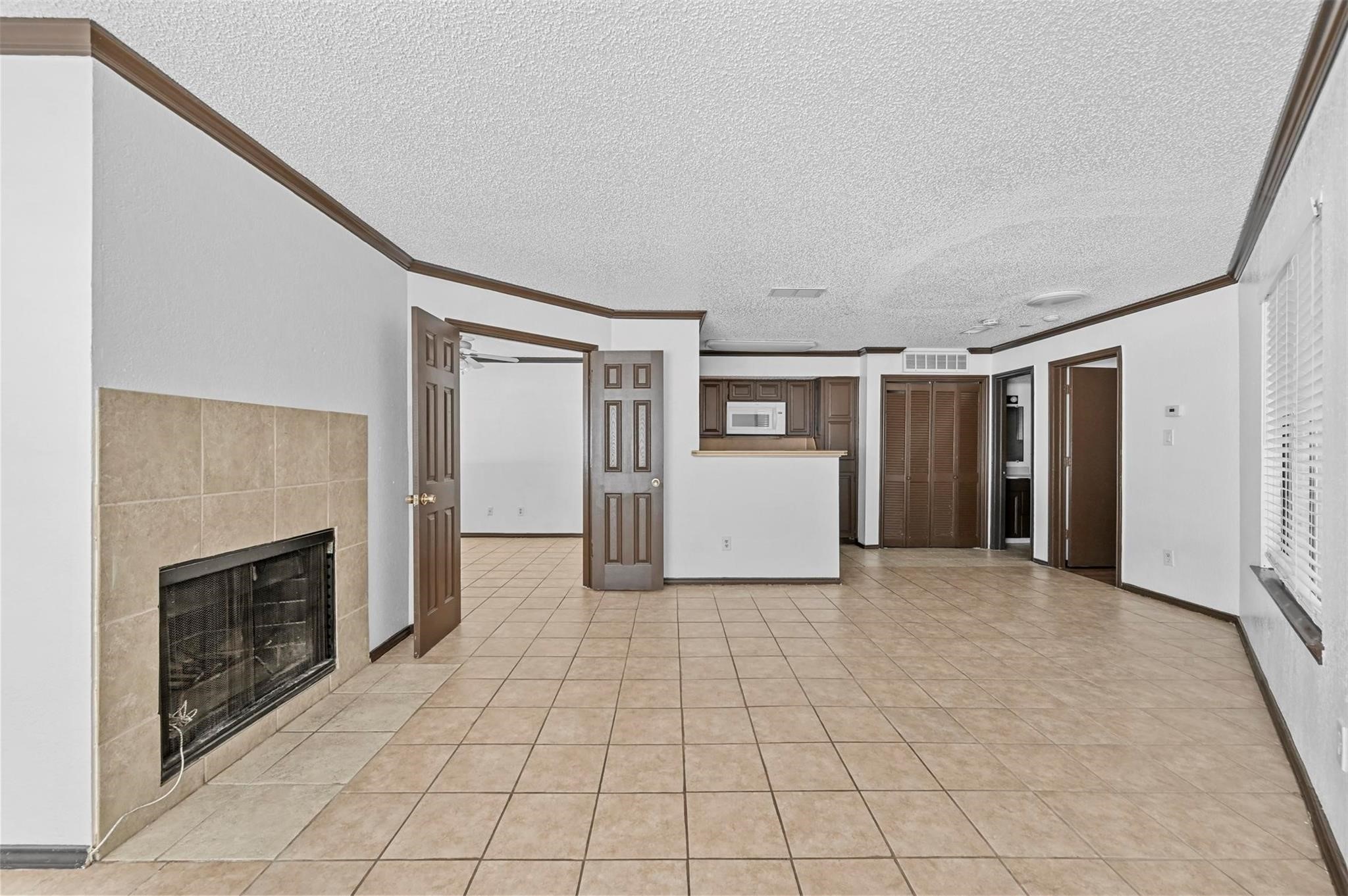 2314 Bamboo Drive Arlington TX 76006