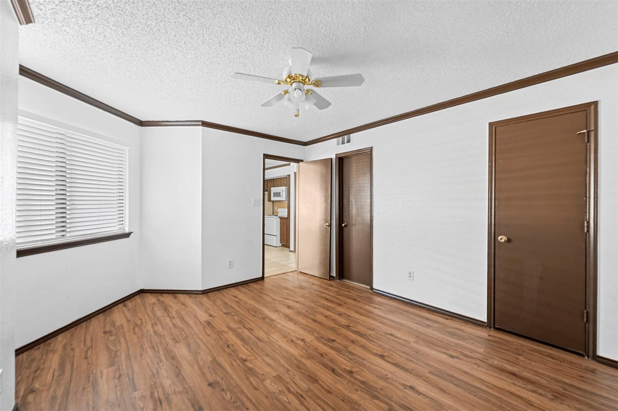 2314 Bamboo Drive Arlington TX 76006