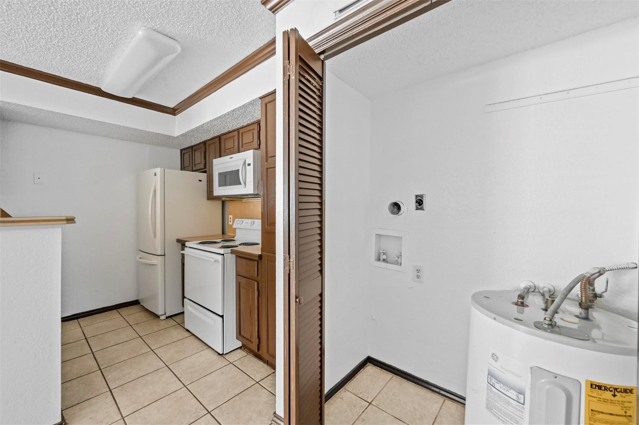 2314 Bamboo Drive Arlington TX 76006