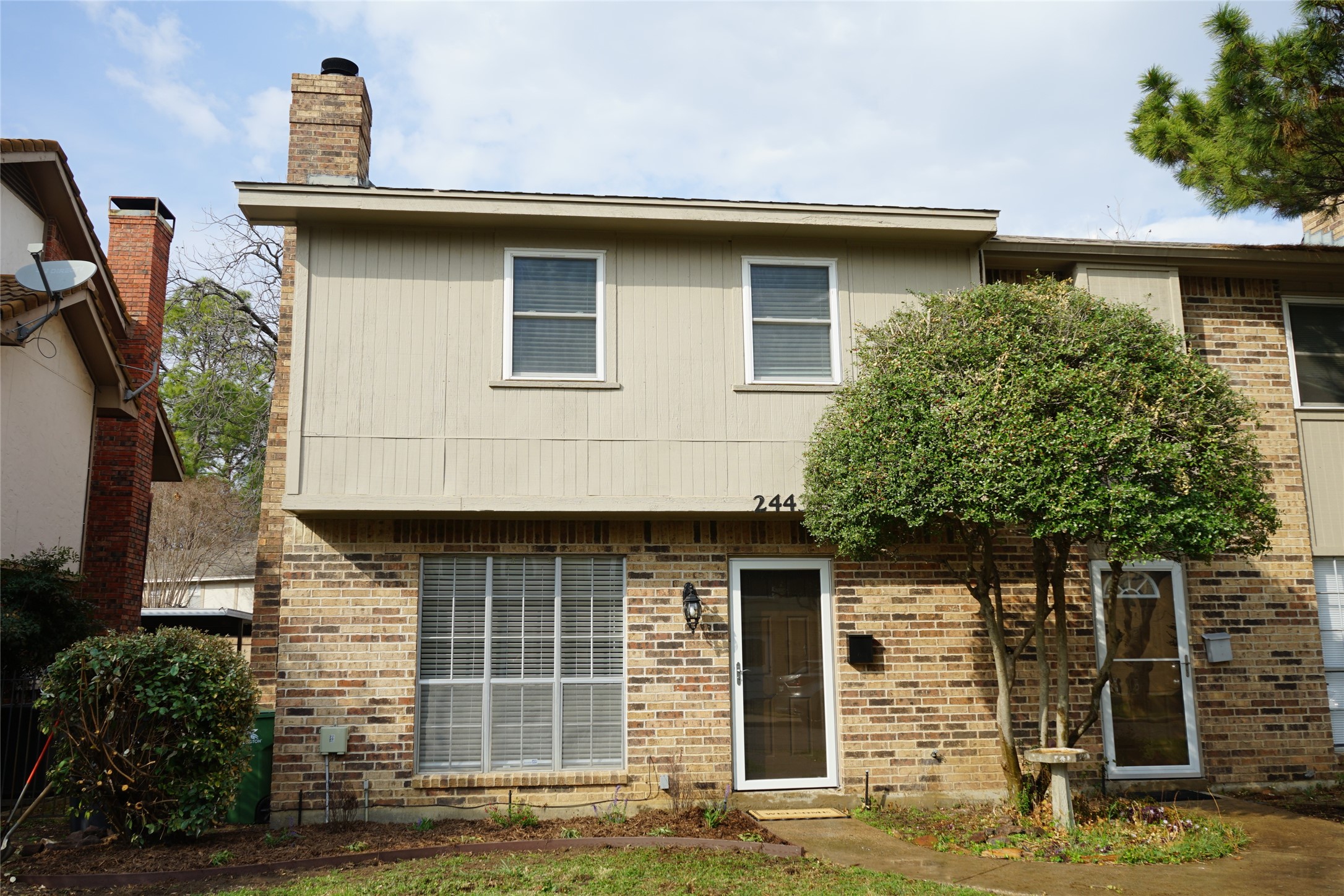 2443 N Graham Drive Arlington TX 76013