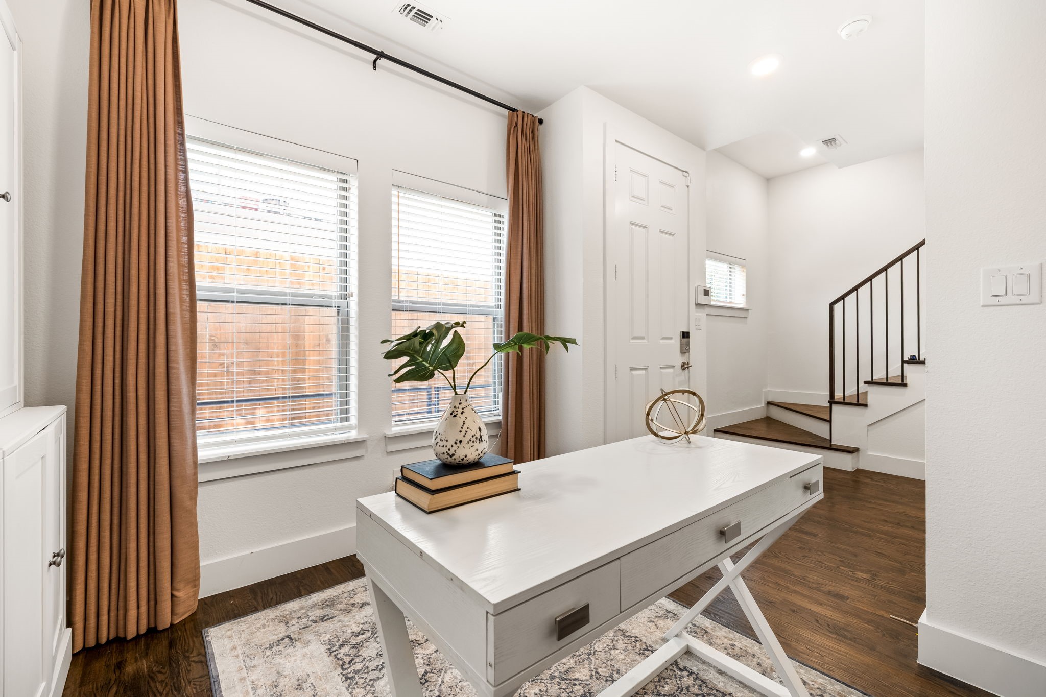 4222 Roseland Avenue Dallas TX 75204