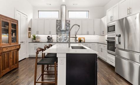 4222 Roseland Avenue Dallas TX 75204