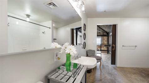 1122 Jackson Street Dallas TX 75202