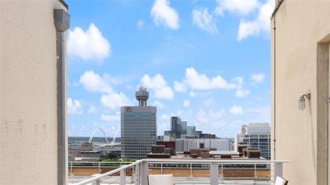 1122 Jackson Street Dallas TX 75202