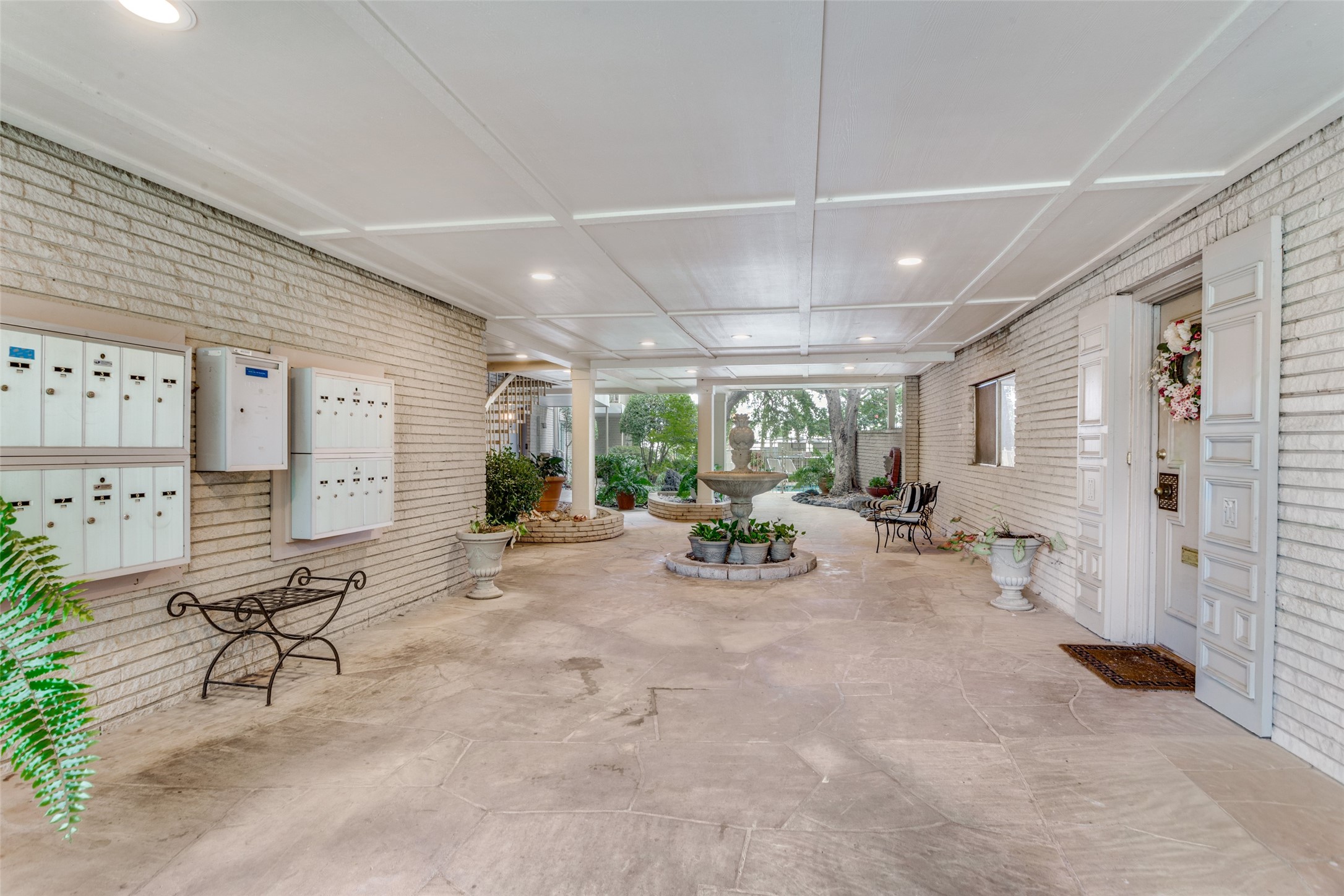 2301 Ridgmar Plaza Fort Worth TX 76116