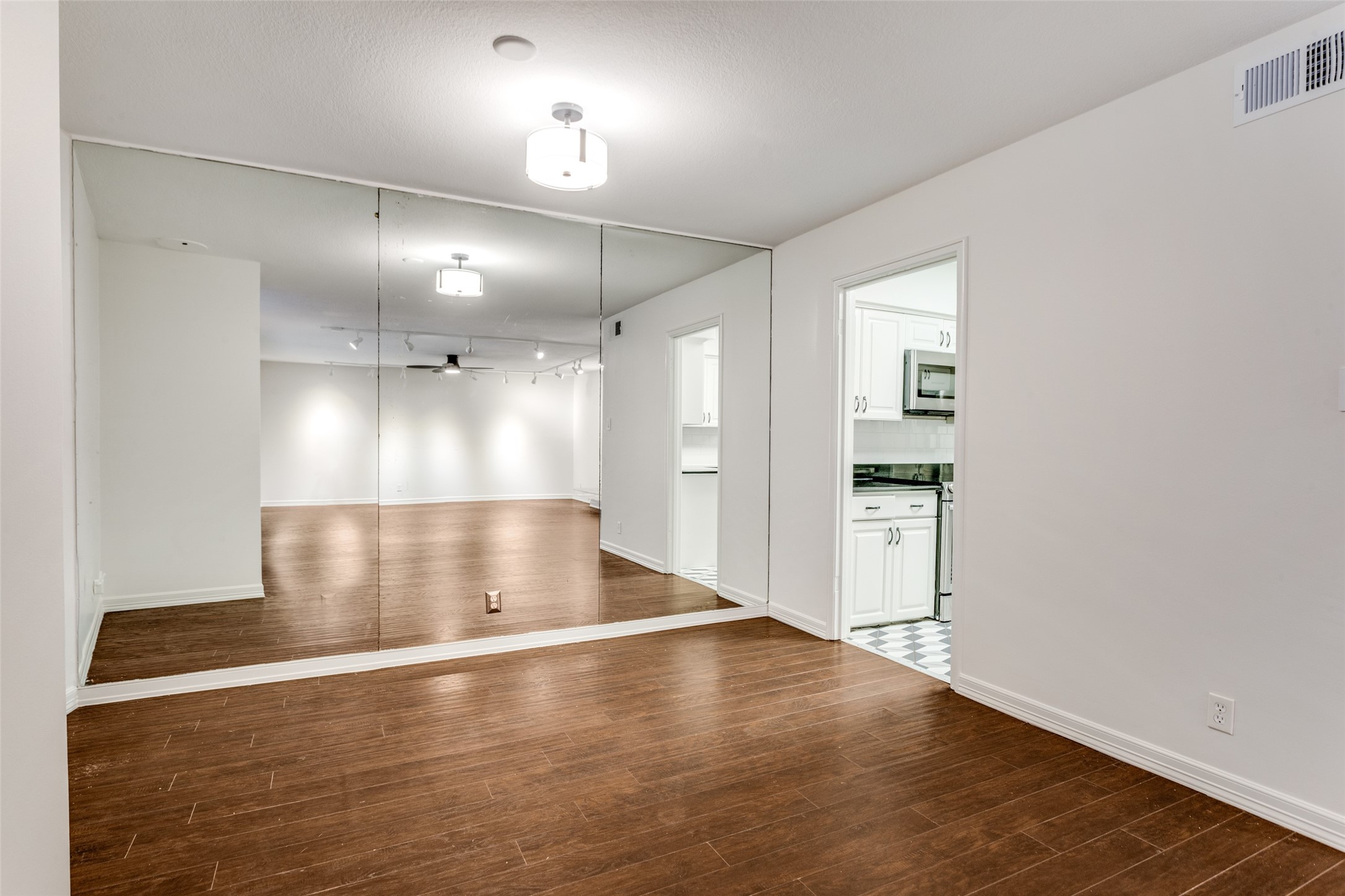 2301 Ridgmar Plaza Fort Worth TX 76116