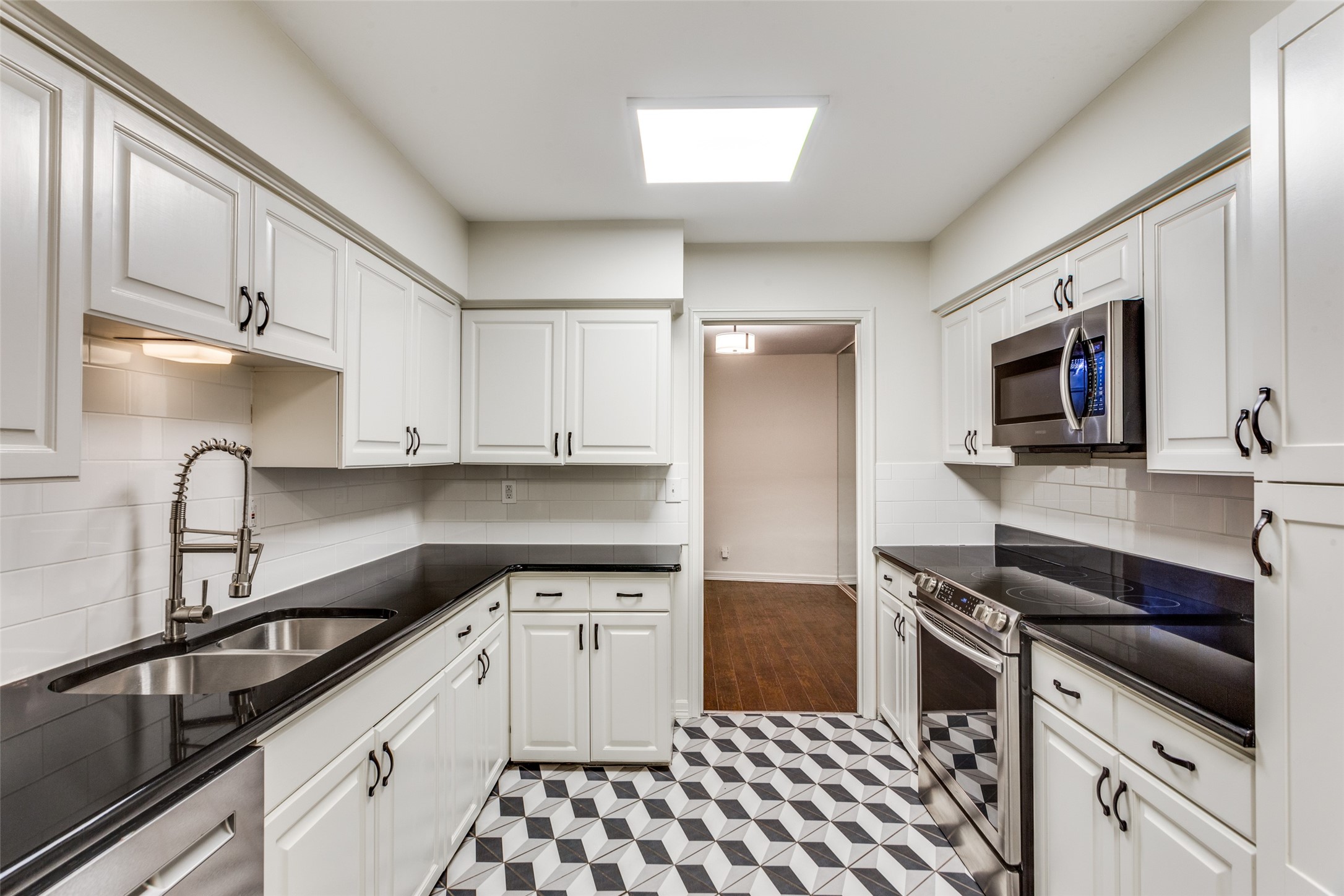 2301 Ridgmar Plaza Fort Worth TX 76116
