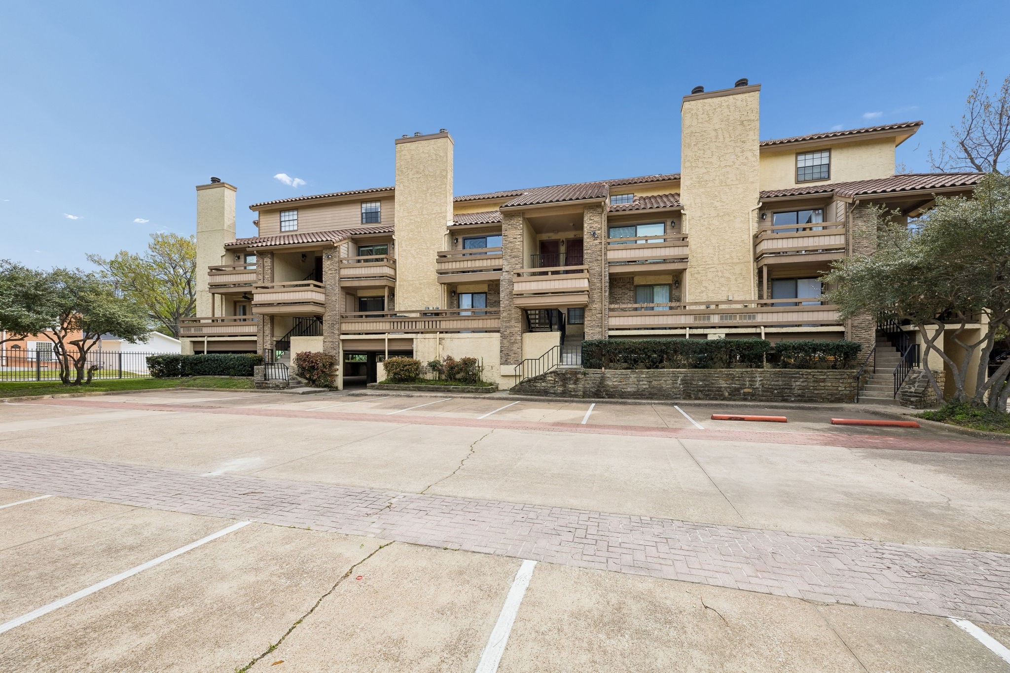 7640 W Greenway Boulevard Dallas TX 75209