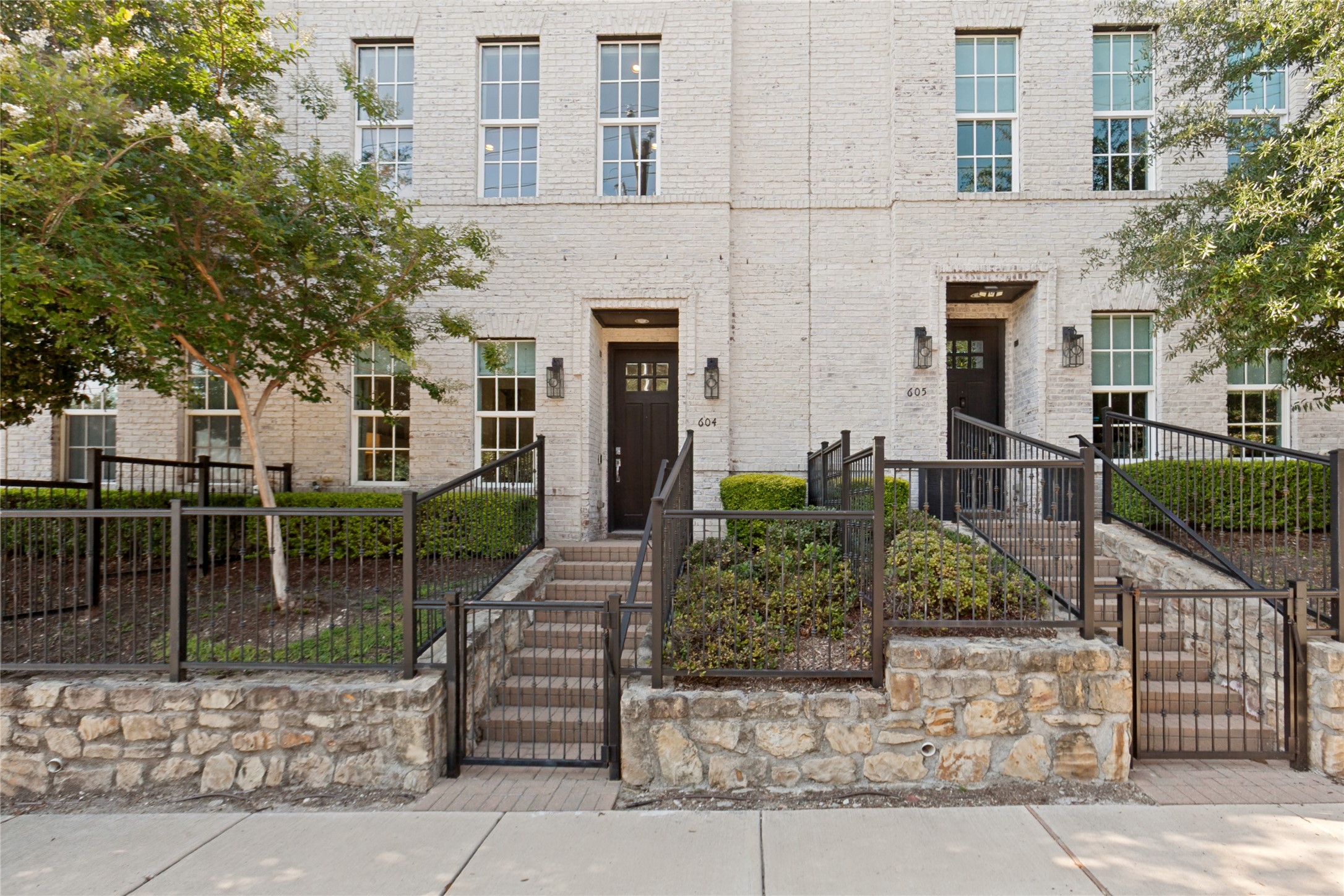 7333 Valley View Lane Dallas TX 75240