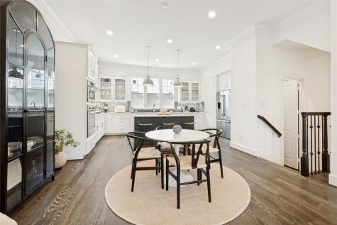7333 Valley View Lane Dallas TX 75240