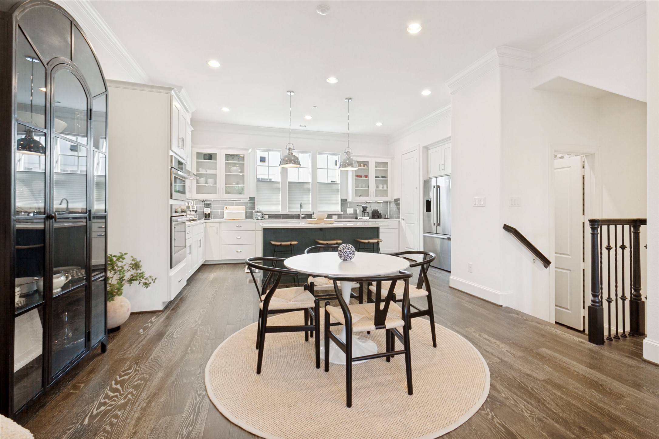 7333 Valley View Lane Dallas TX 75240