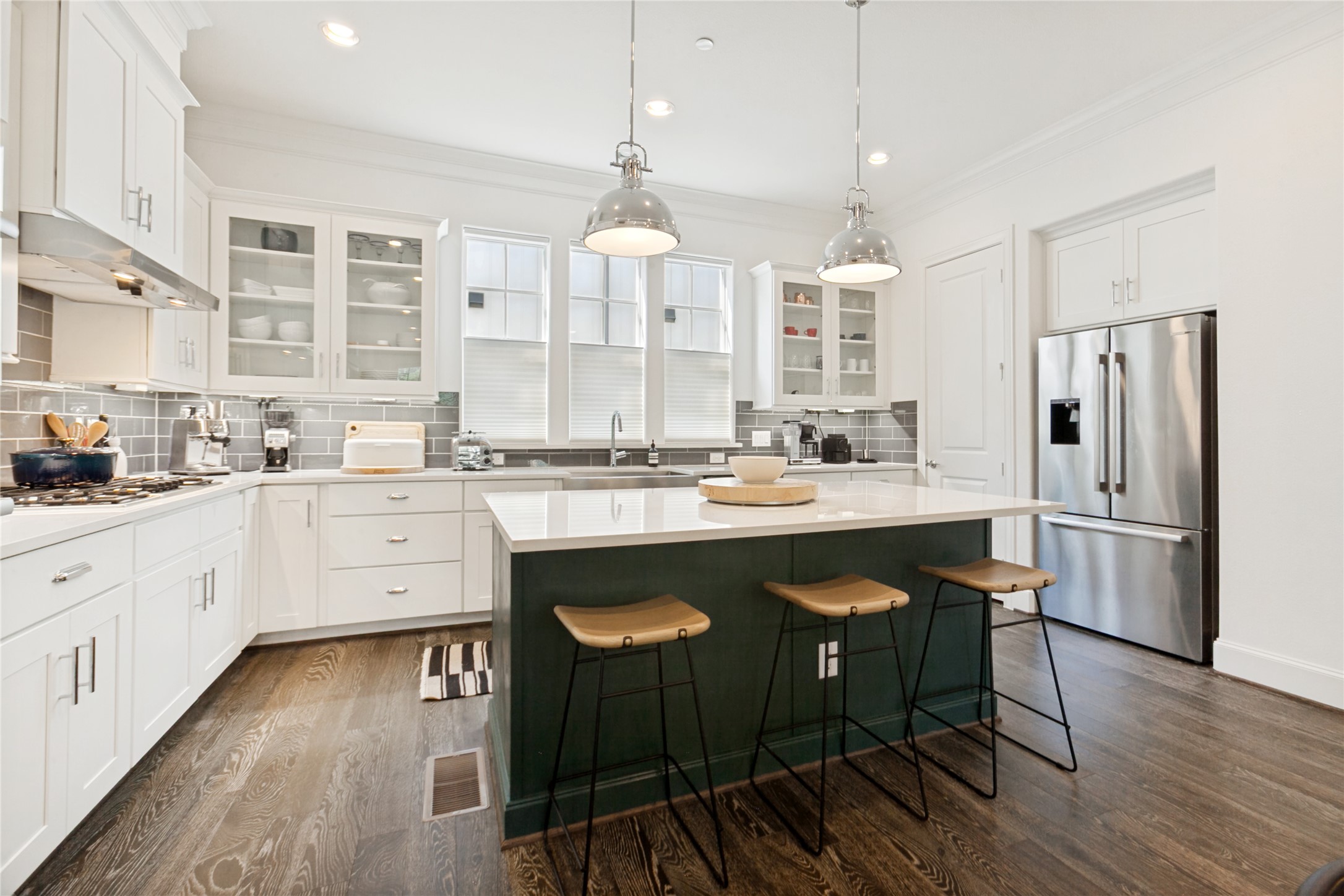 7333 Valley View Lane Dallas TX 75240