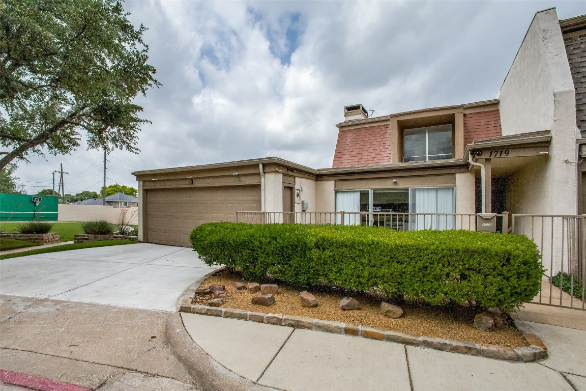 1719 Place One Lane Garland TX 75042