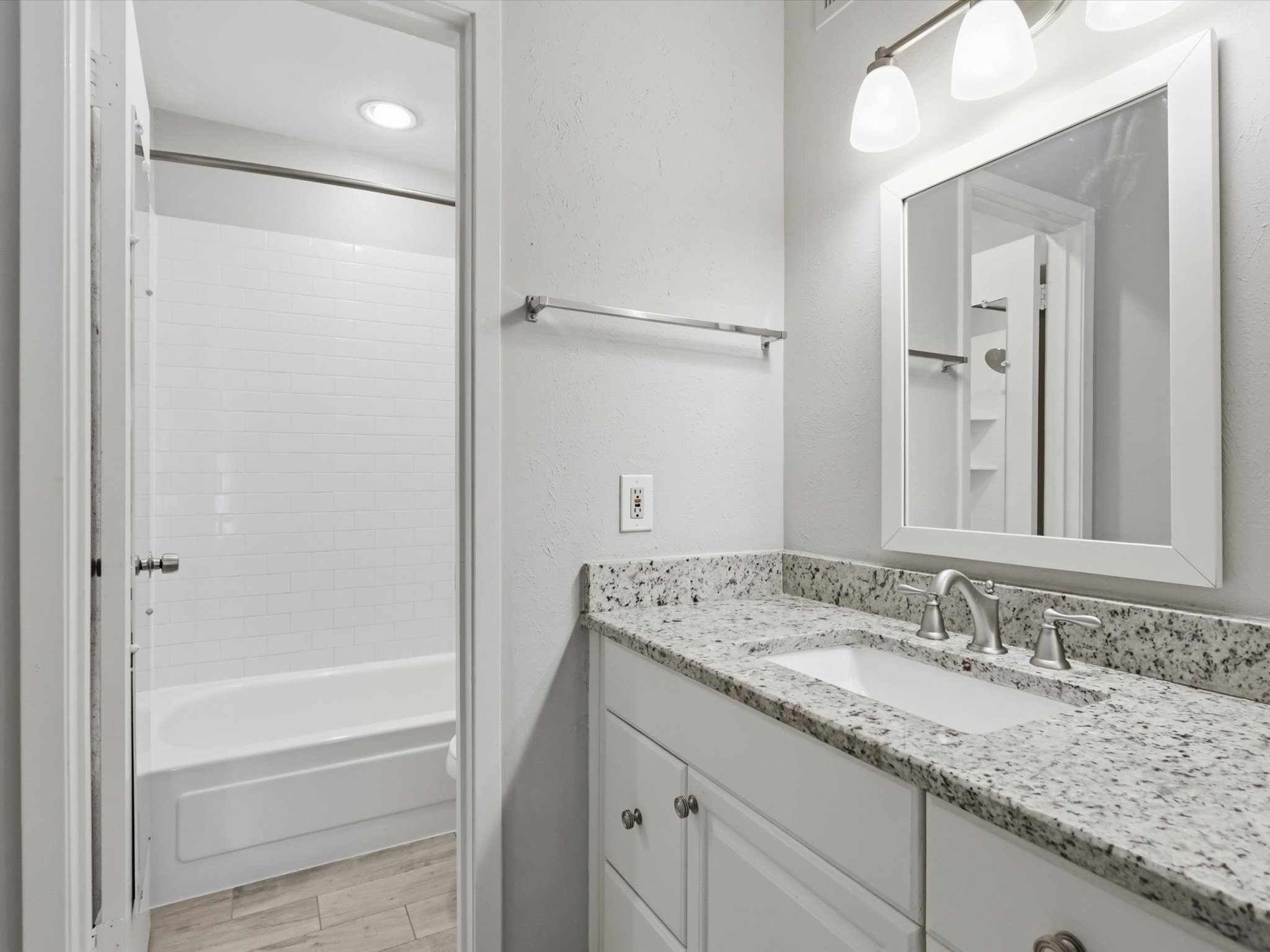 4851 Cedar Springs Road Dallas TX 75219