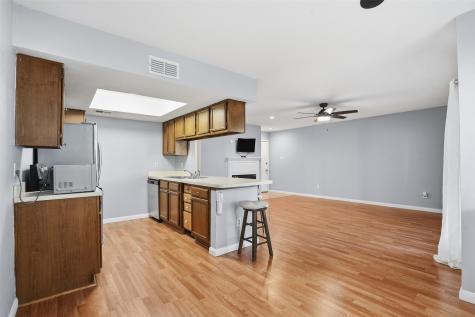 2535 Wedglea Drive Dallas TX 75211