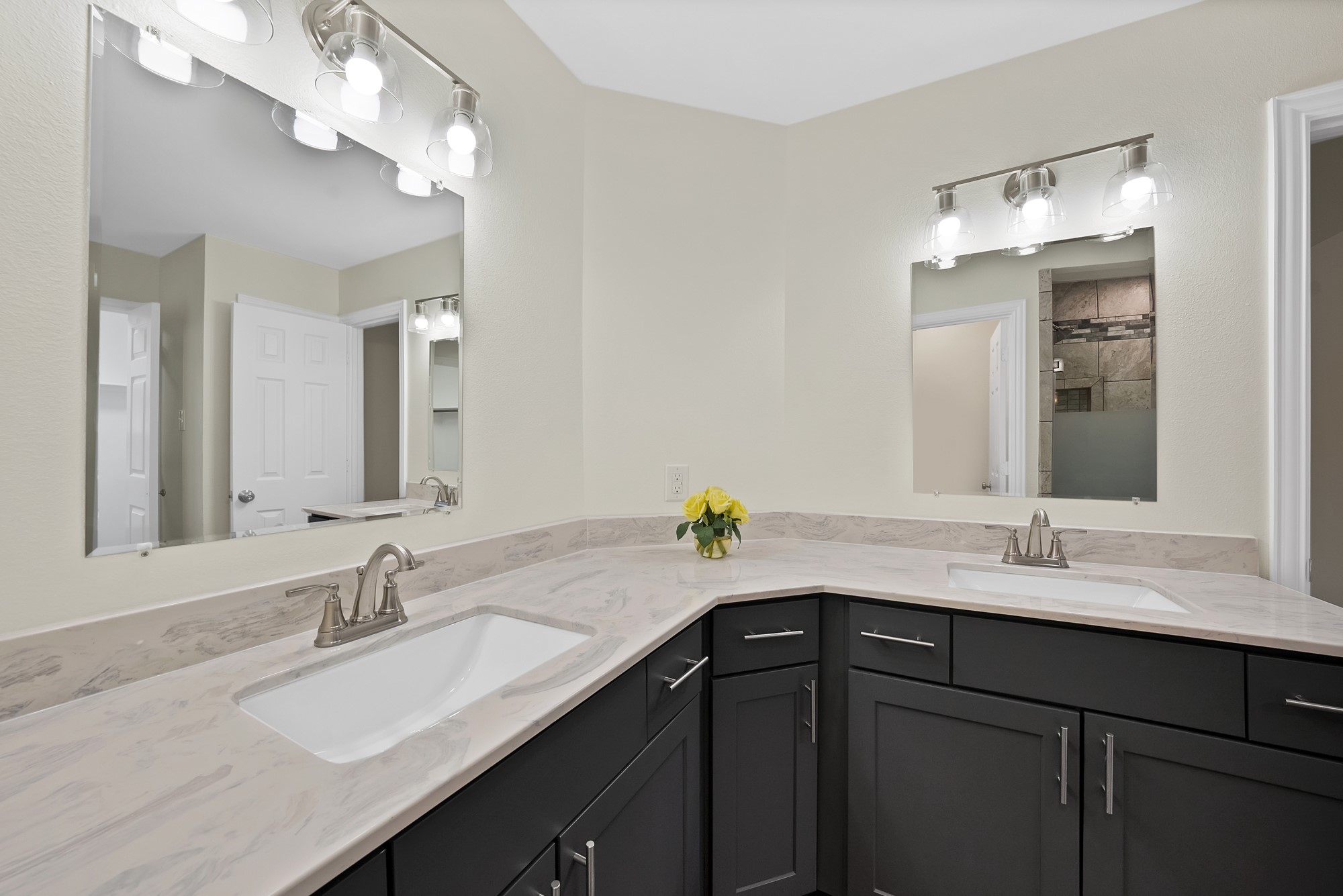 1204 Calico Lane Arlington TX 76011