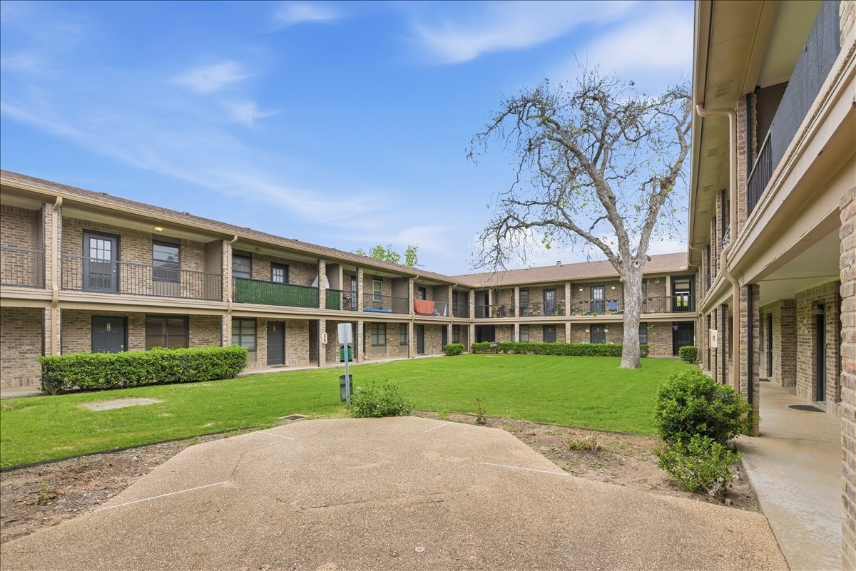 1226 Baylor Avenue Waco TX 76706