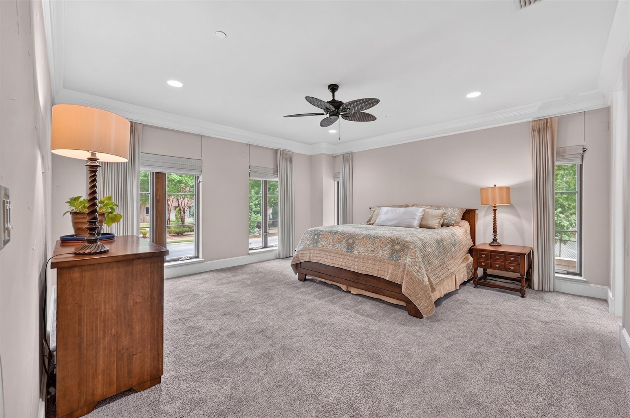 501 Samuels Avenue Fort Worth TX 76102