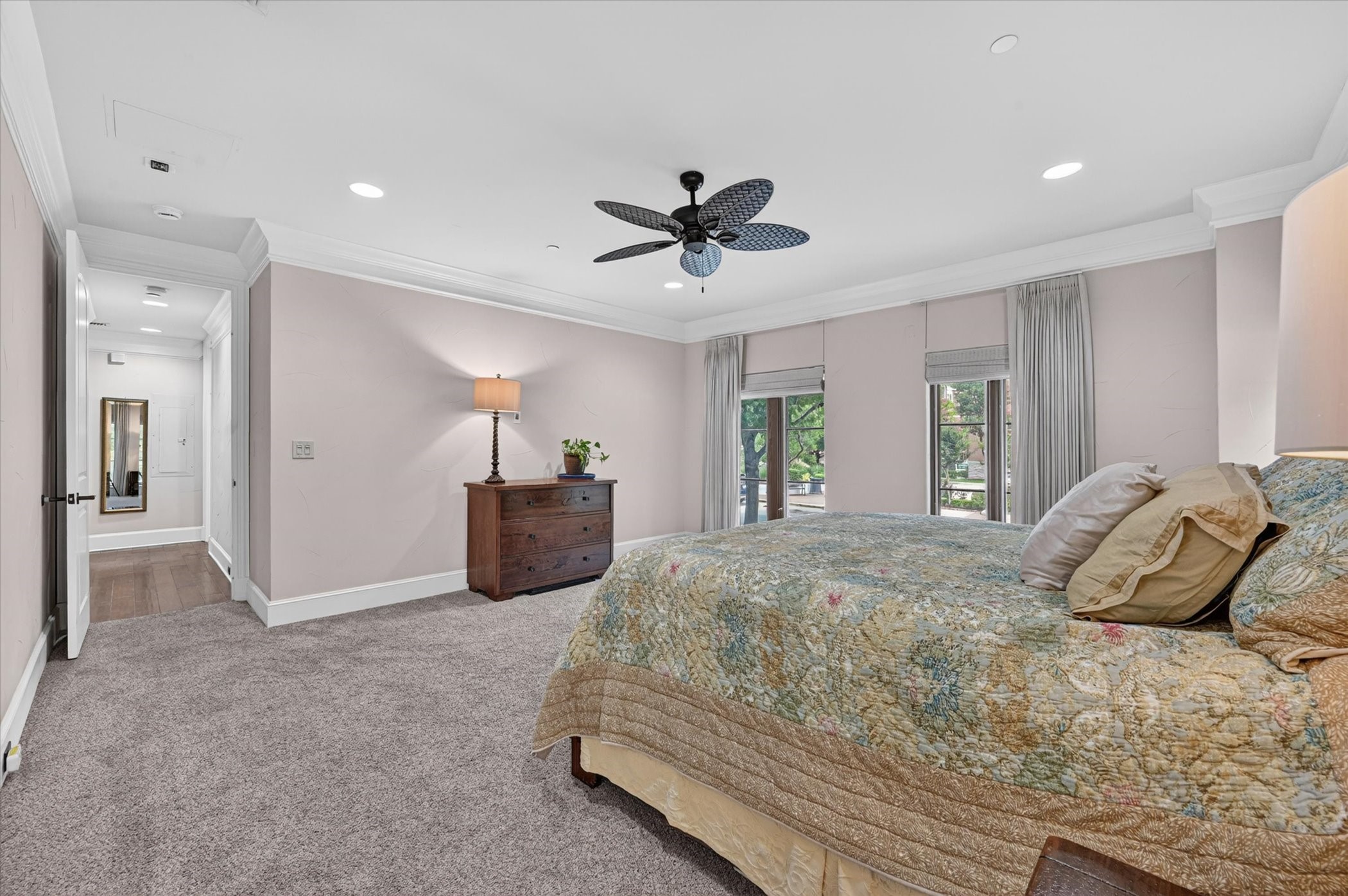 501 Samuels Avenue Fort Worth TX 76102